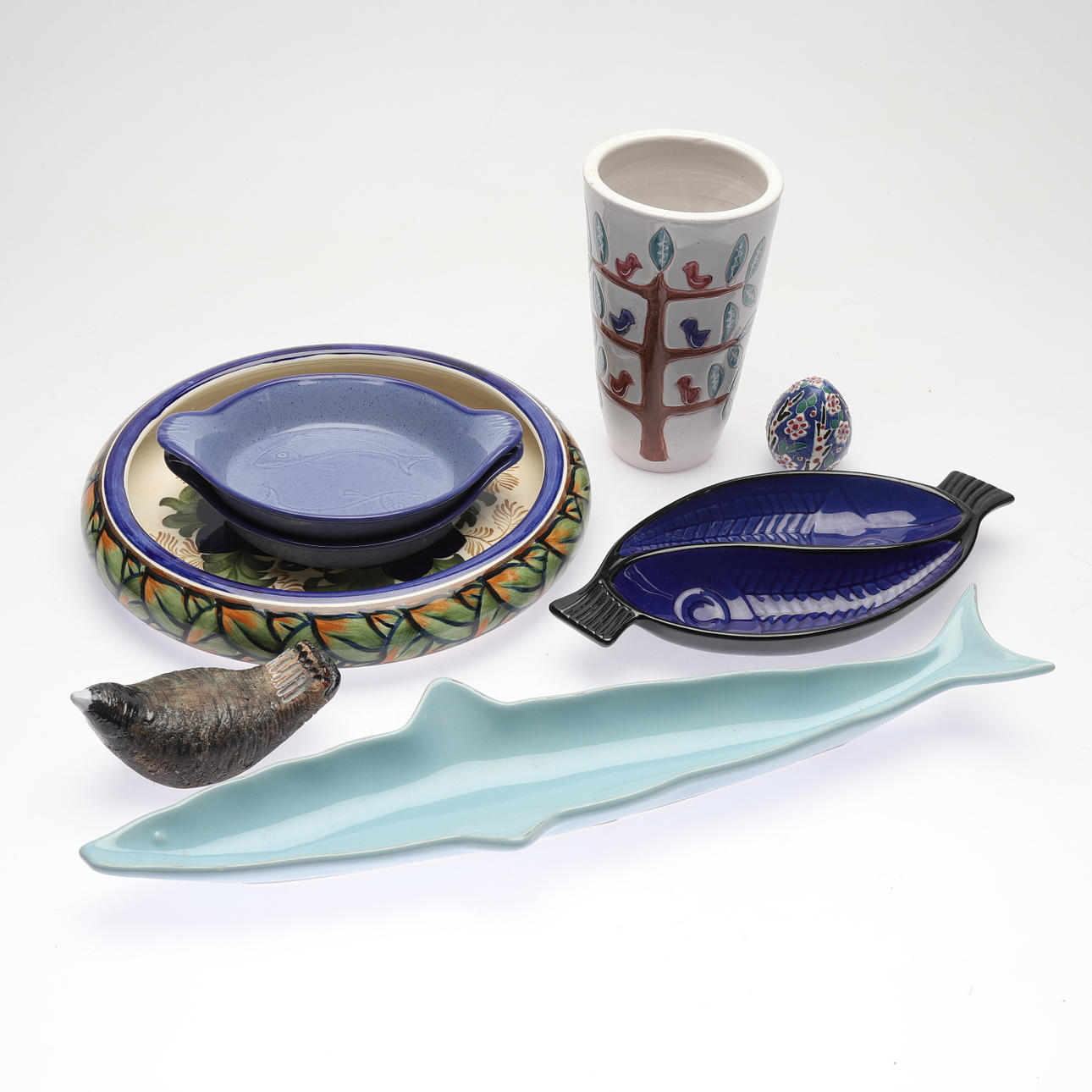 KERAMIKFÖREMÅL, 8 delar, bl a Eva Hellbom, 1900-tal.