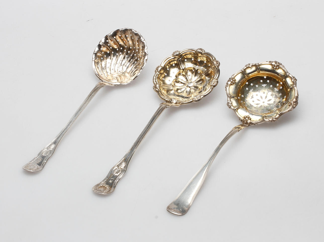 SOCKERSTRÖARE, 3 st, silver, 1800-tal. vikt ca 139 gram.