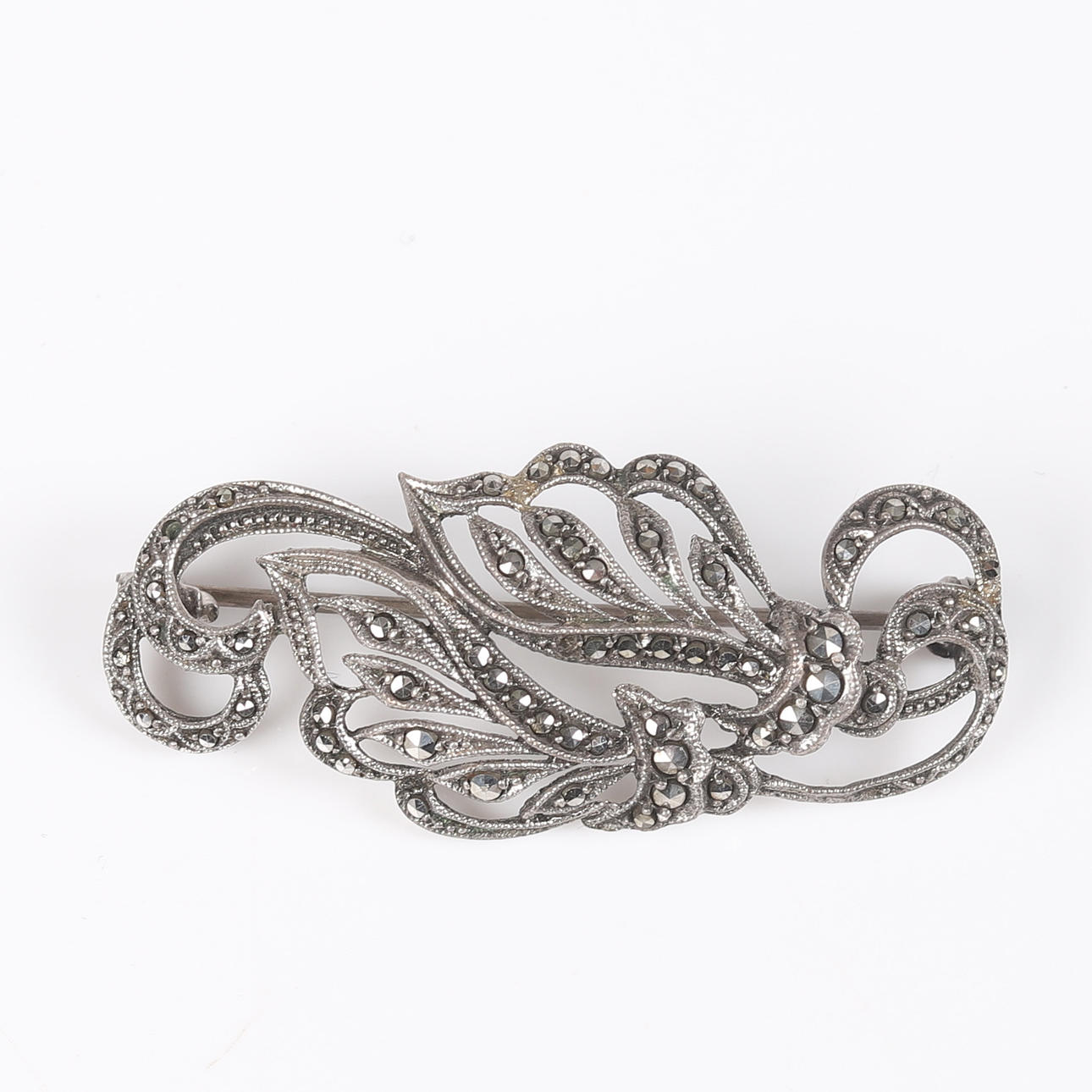 BROSCH, Silver, Markasiter.