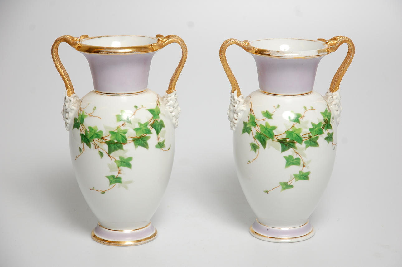 URNOR, 1 par, porslin, Bing & Gröndahl, 1800-tal.