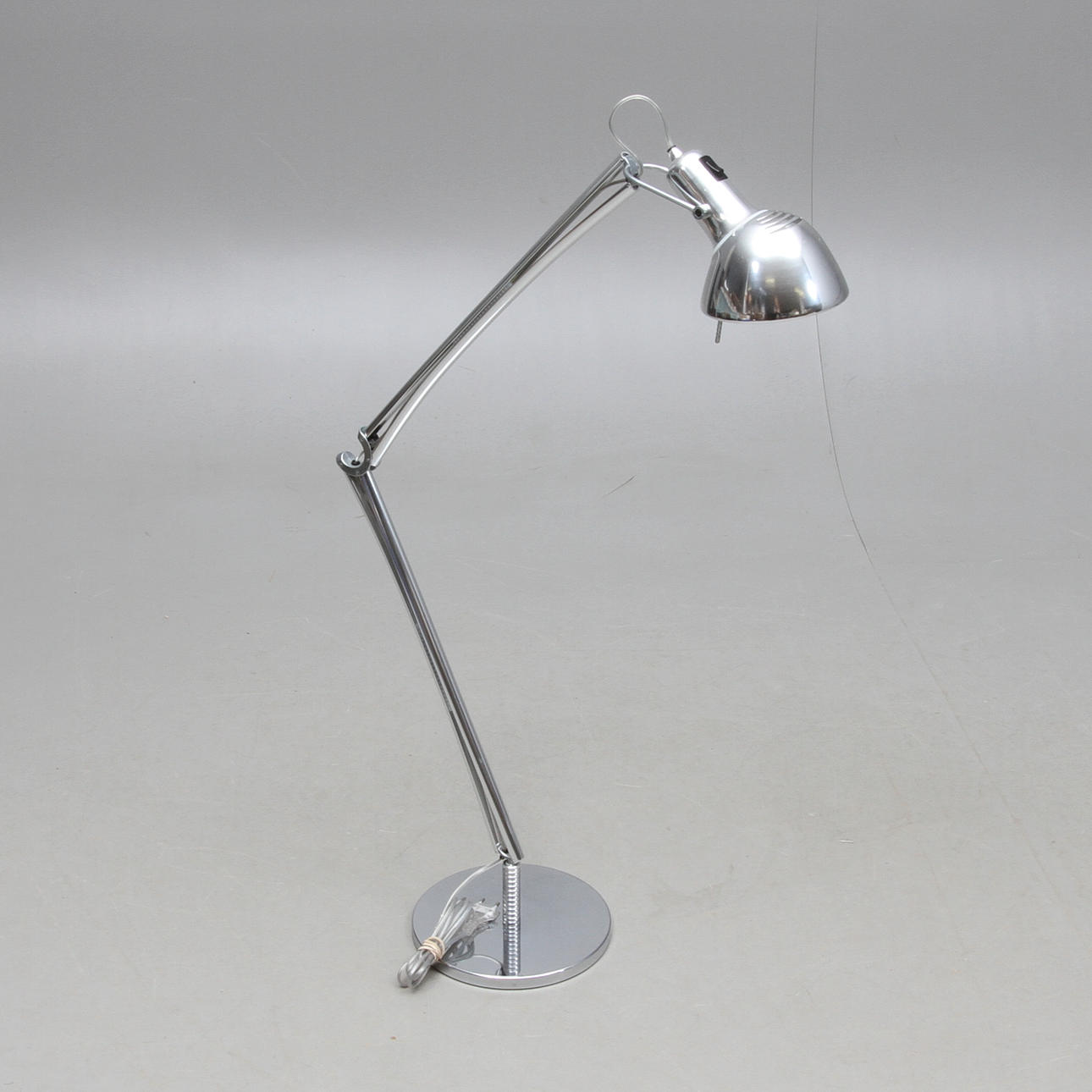 BORDSLAMPA, "Naomi Terra", Yaacov Kaufman, Lumina.