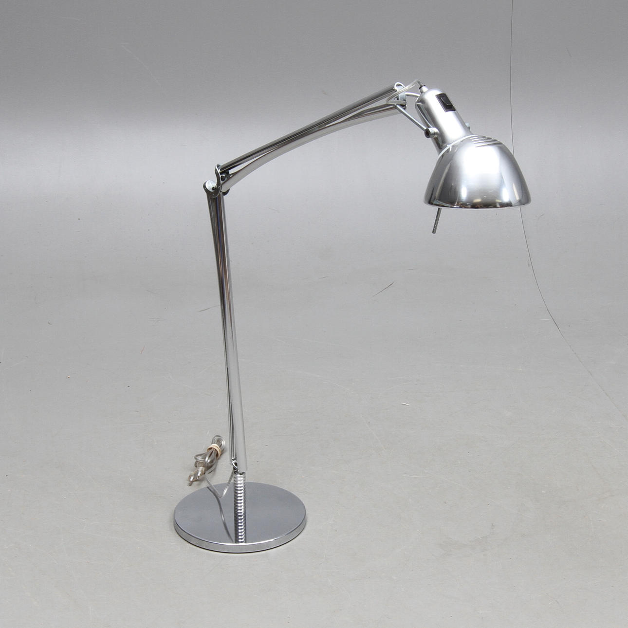 BORDSLAMPA, "Naomi Terra", Yaacov Kaufman, Lumina (2).