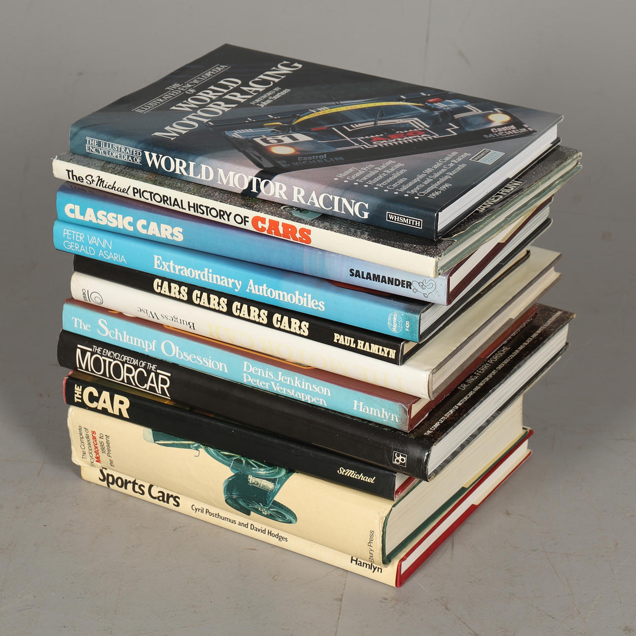 11 VOLÚMENES SOBRE COCHES CLÁSICOS.