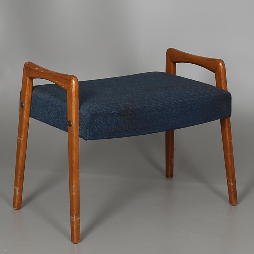 PALL, stomme i teak, 1900-talets mitt.