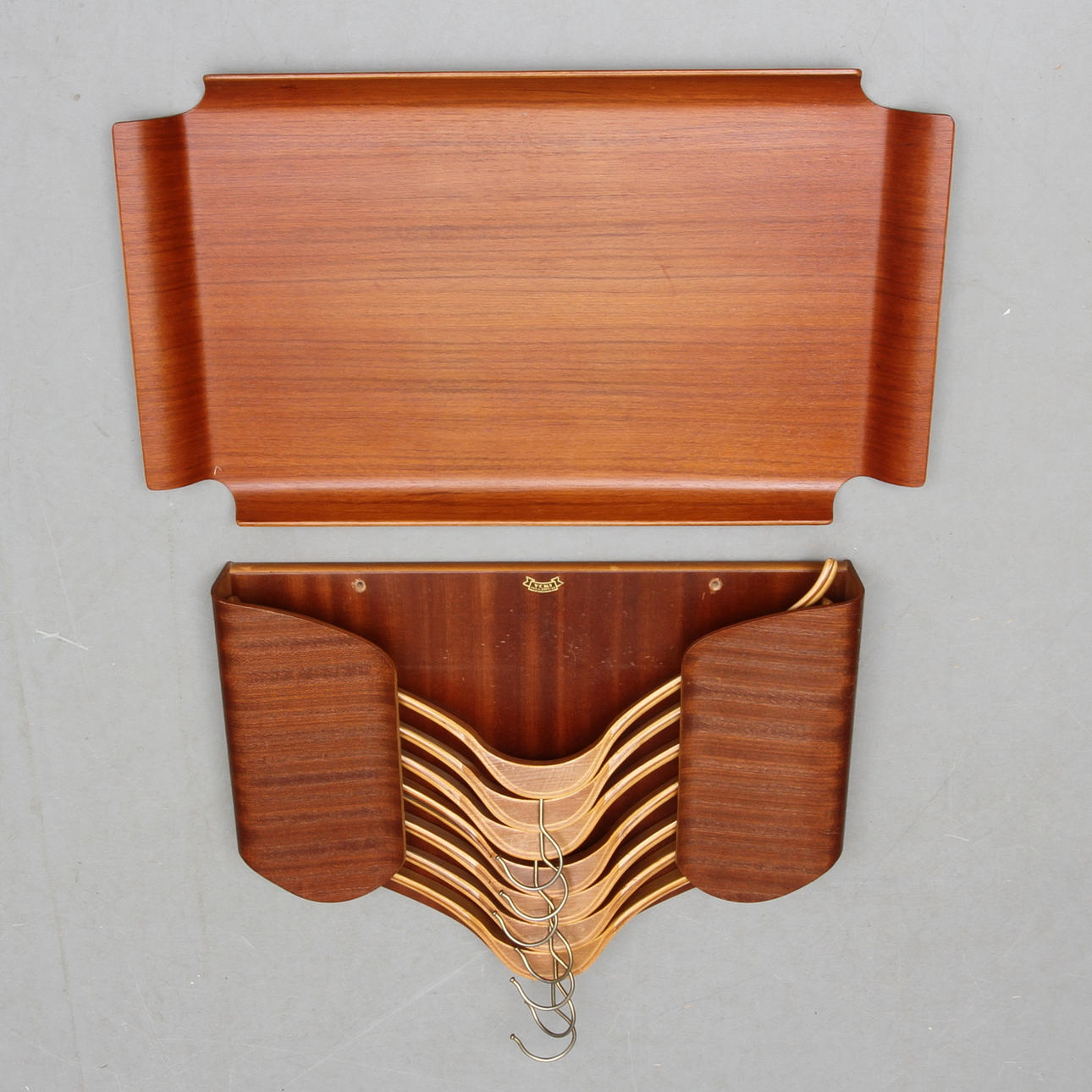 GALGHÅLLARE, Yoki, BRICKA, Bertil Fridhagen, Bodafors, 1950/60-tal.