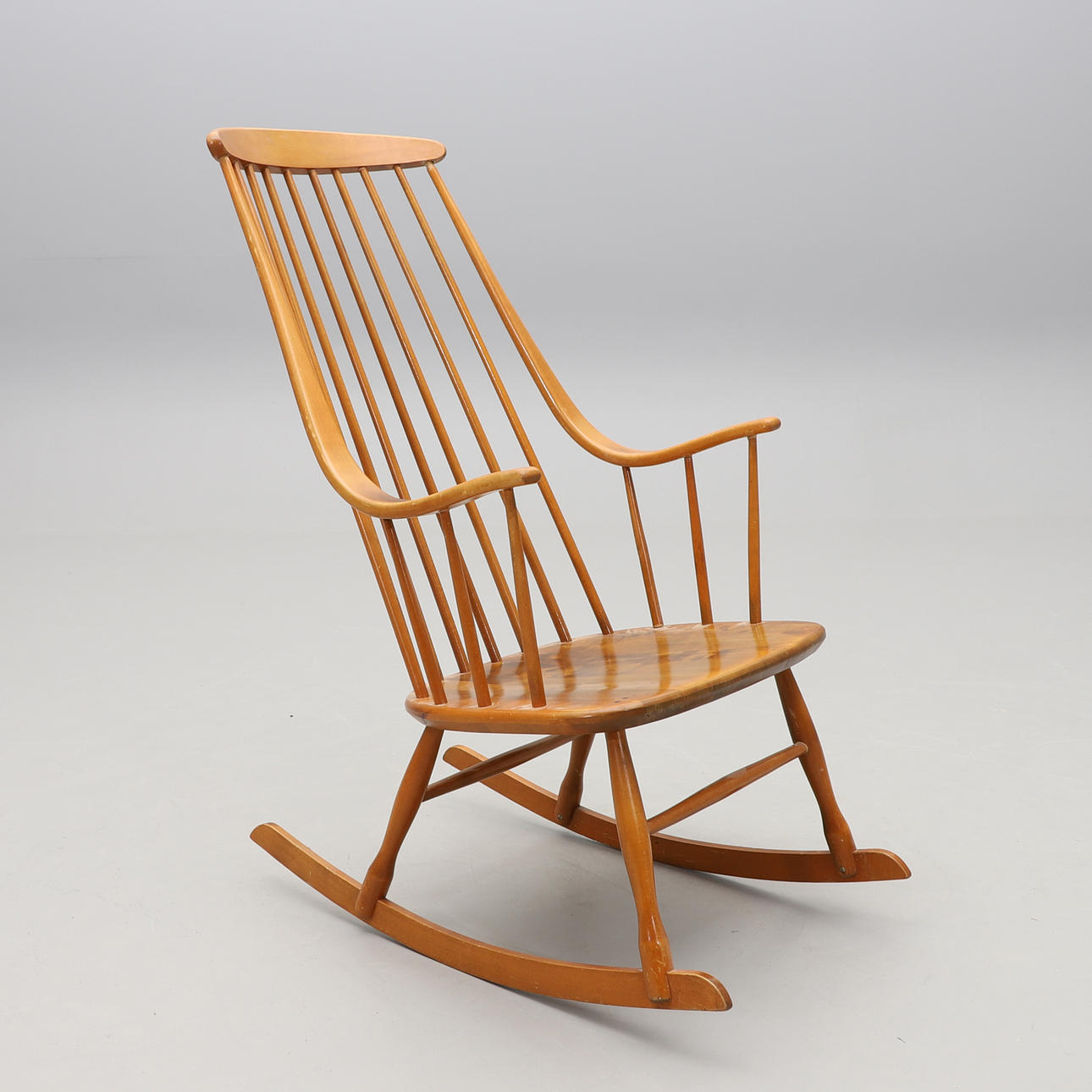 LENA LARSSON. MECEDORA, "Bohemio", Nässjö.