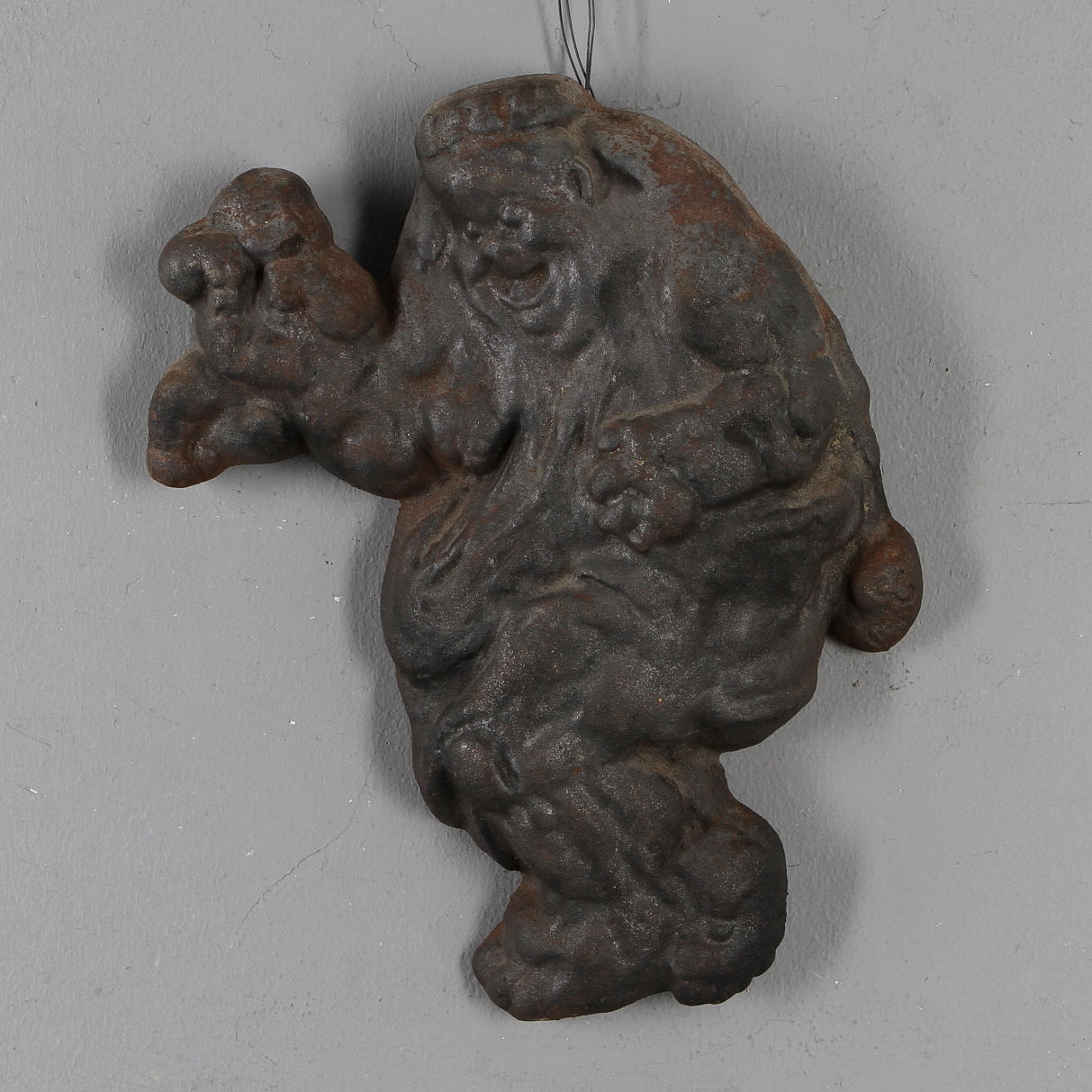 CHRISTIAN ERIKSSON. Troll med barn, gjutjärn.