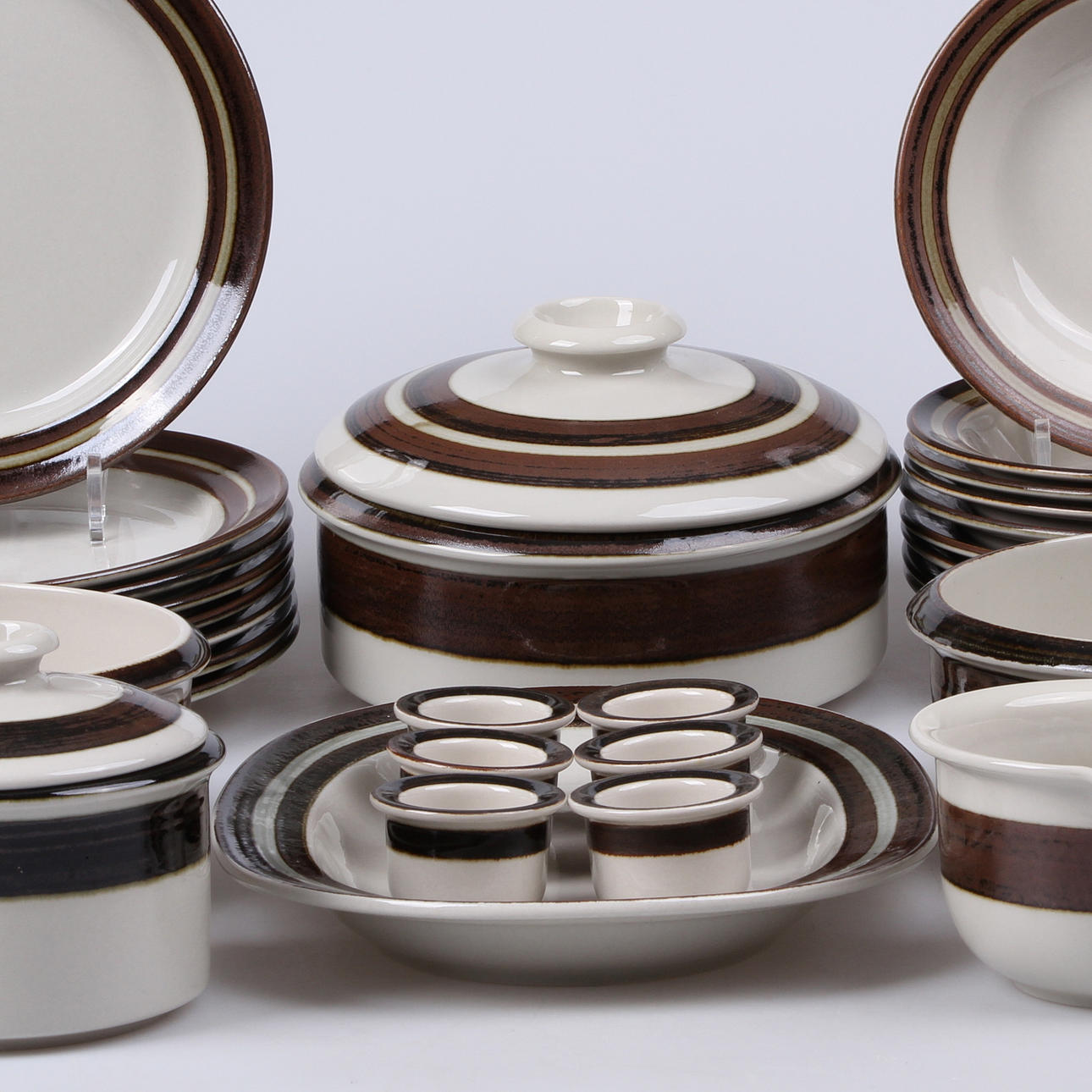 MATSERVIS, 29 delar, "Karelia", Arabia.