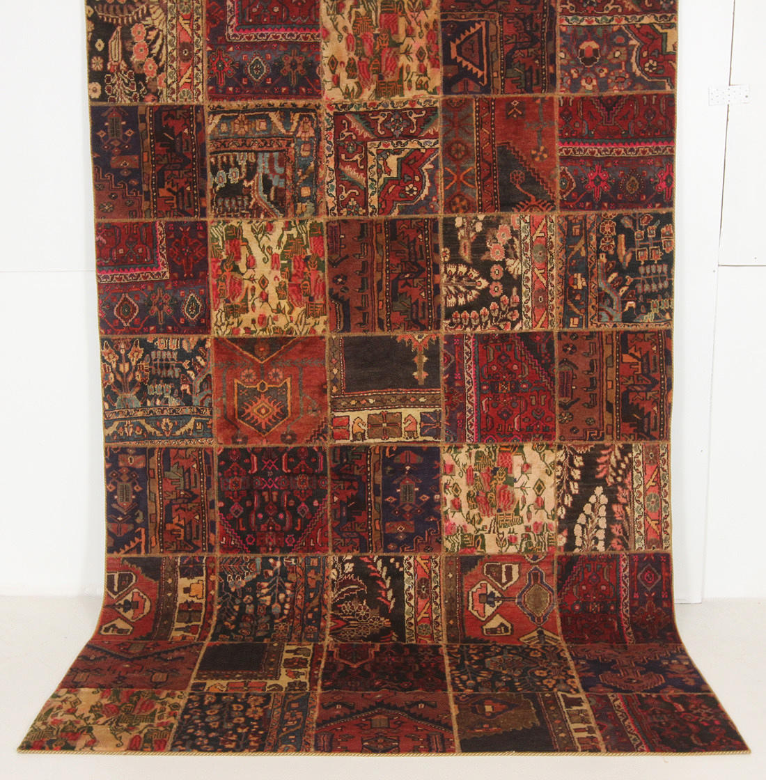 MATTA, Persien, patchwork, 315 x 200 cm.