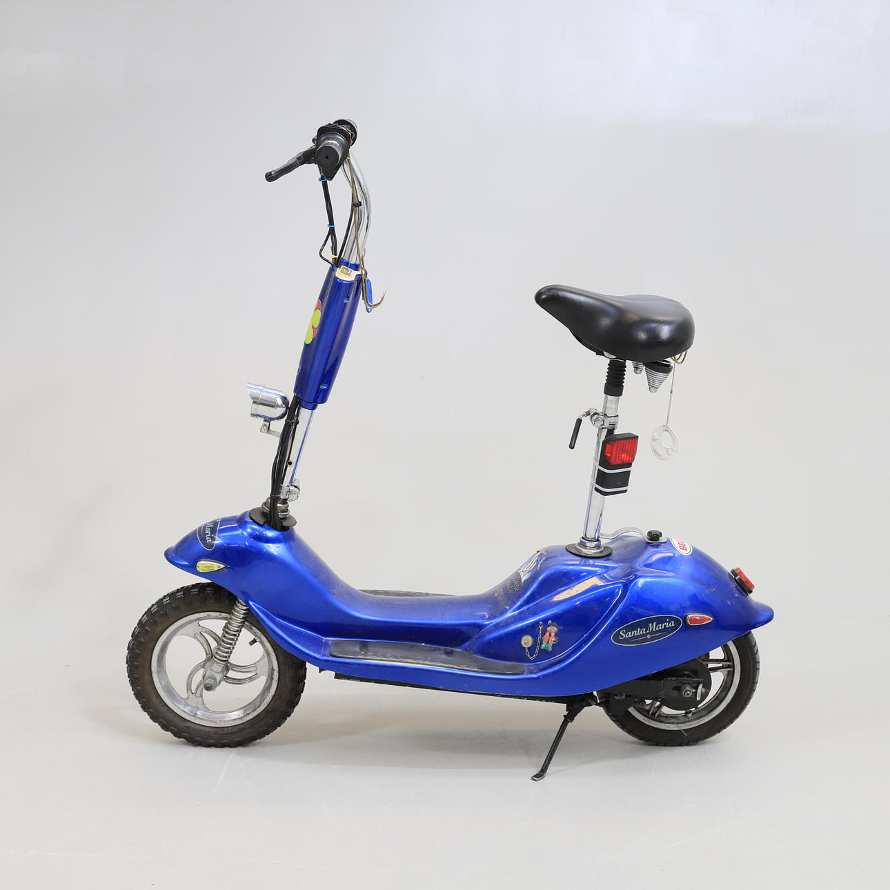 ELSCOOTRAR, 2 st, med reservdelar.