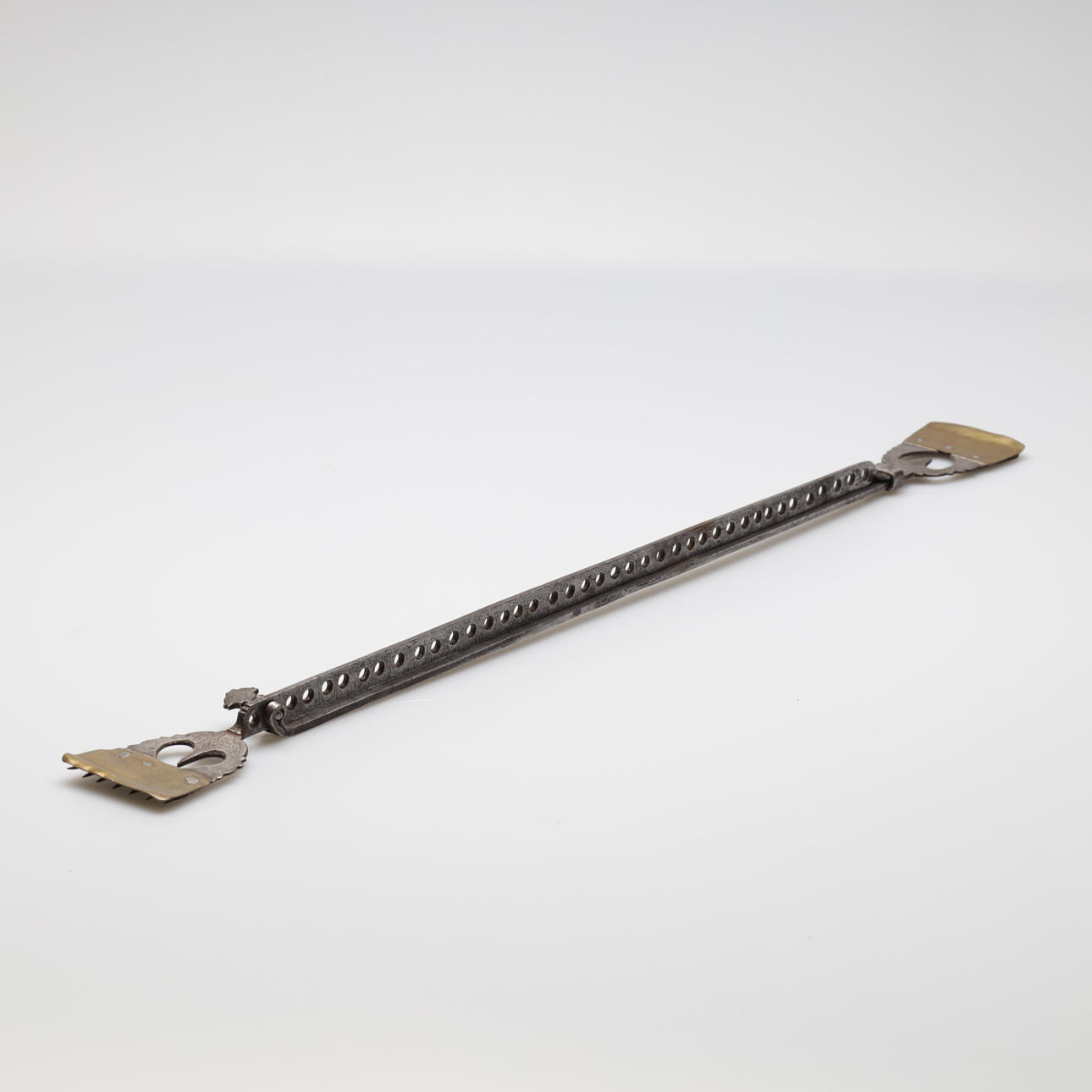 STOFFSPANNER, Stahl & Messing, datiert 1821.