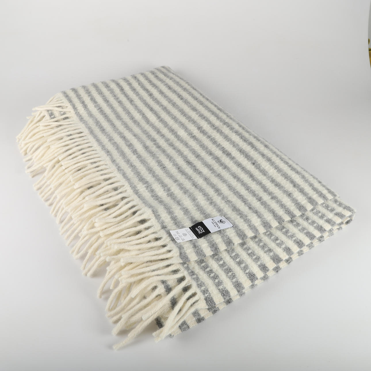 PLÄD, "Eco wool", ylle, Klippan.