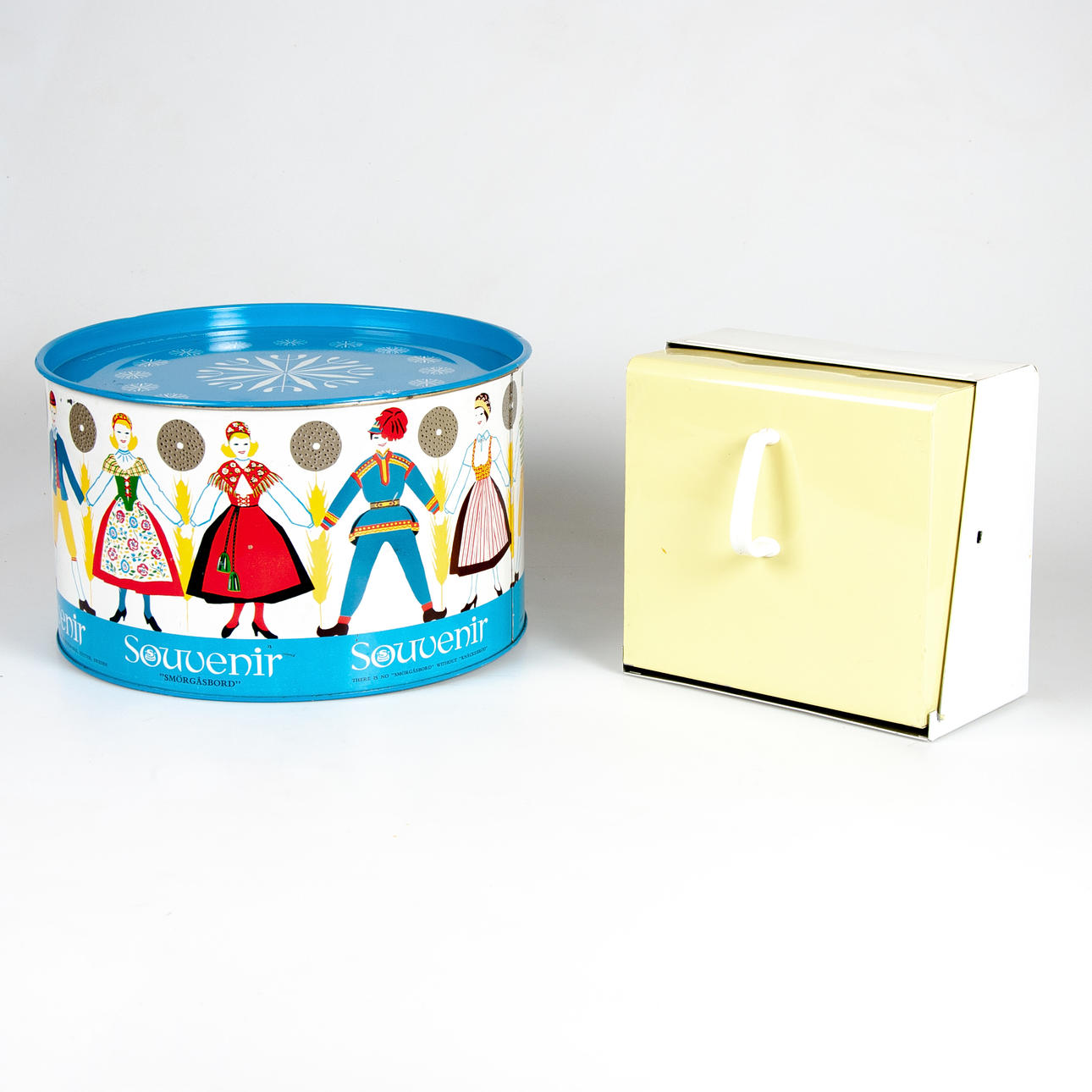 BLECHDOSEN. 2 Stück, Knäckebrotdosen, inklusive Nils Johan.