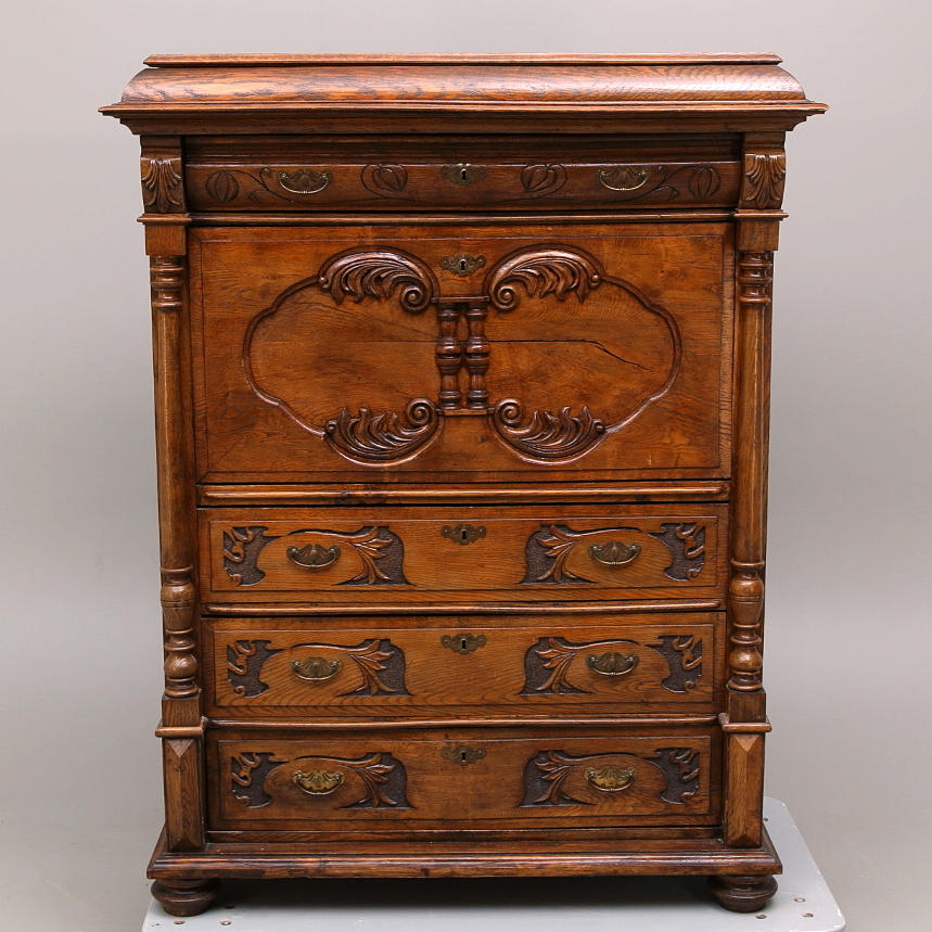 CHIFFONJE ek, 1800-/1900-tal.