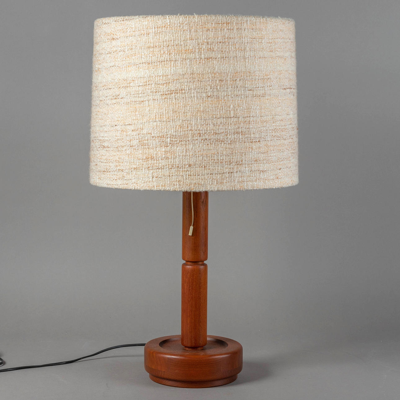 Teak bordslampa. Mid Century Design.