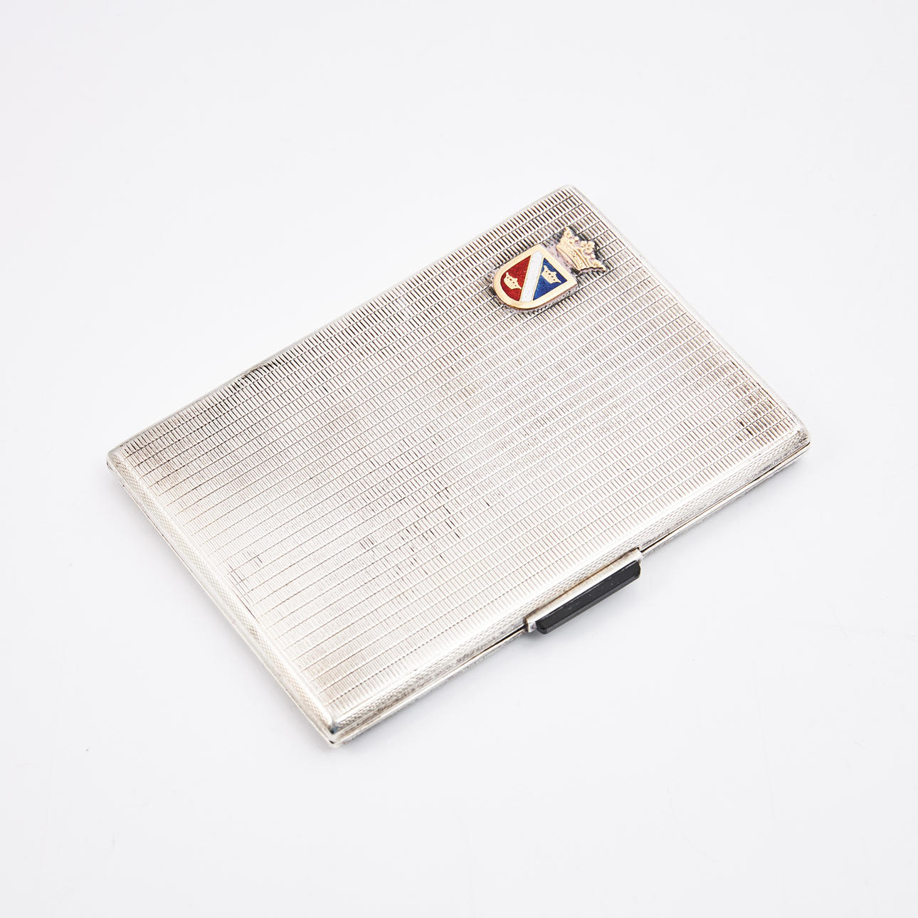 ZIGARETTEN-ETUI, Silber, mit dem Wappen der Ankerkrone.