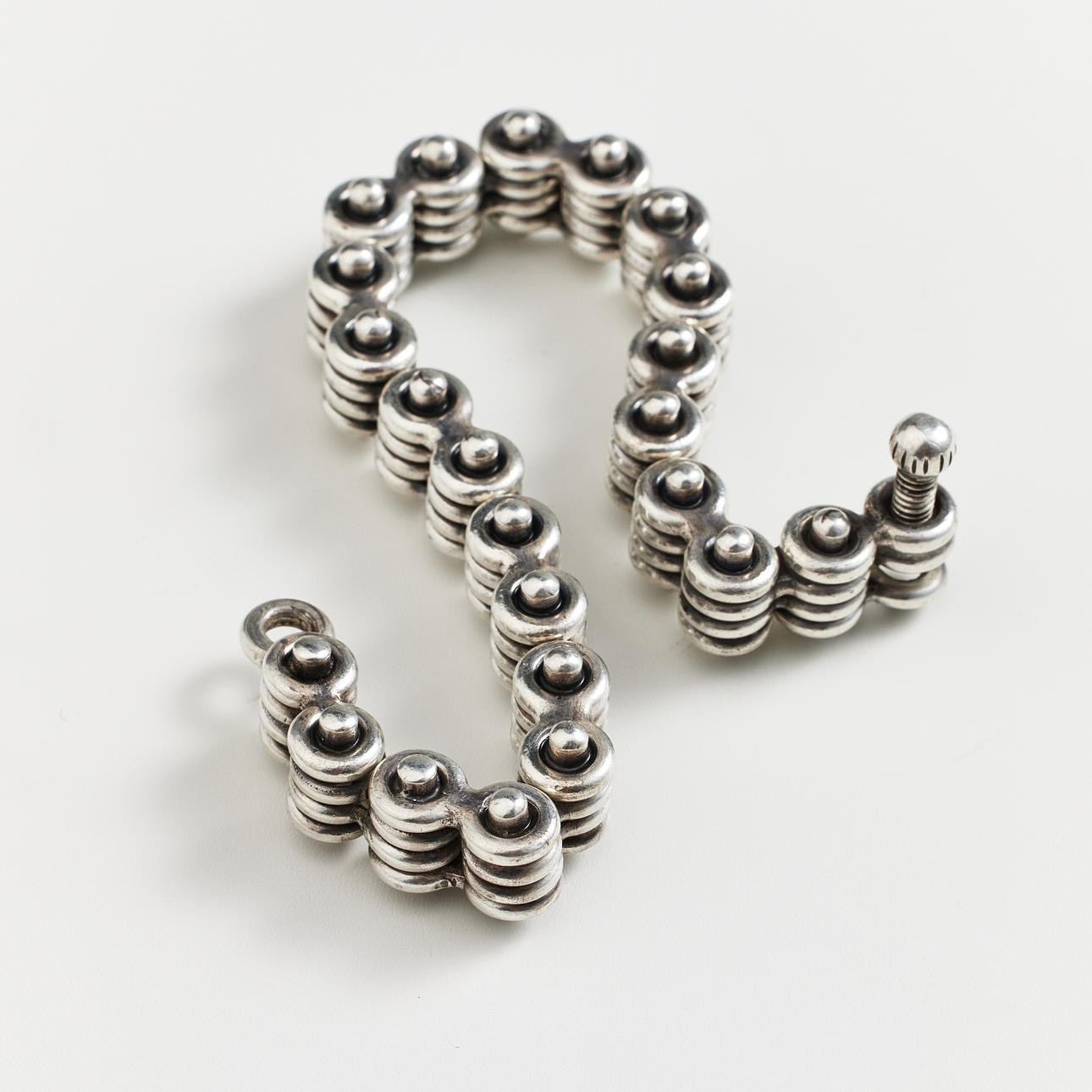 HANS HANSEN, bracelet, silver, Denmark, mid-20th century, 8