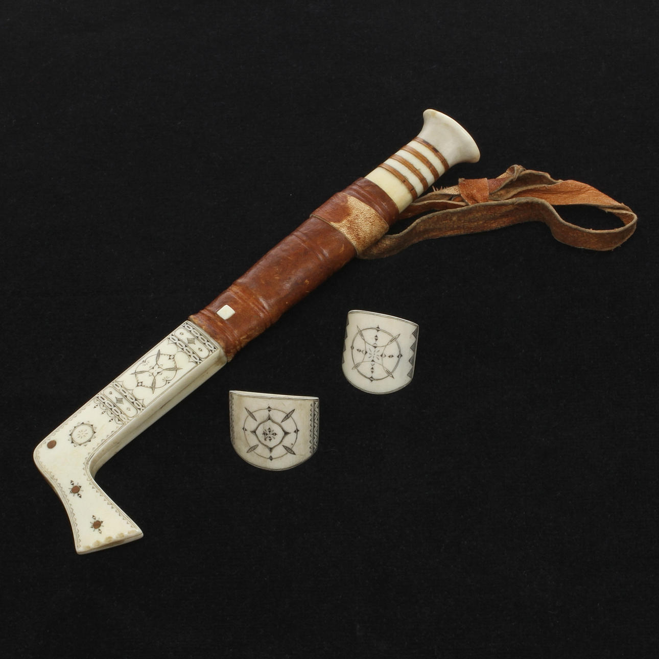 KNIV, SÖLJOR, 2st, samearbeten, Nikolaus Fankki.