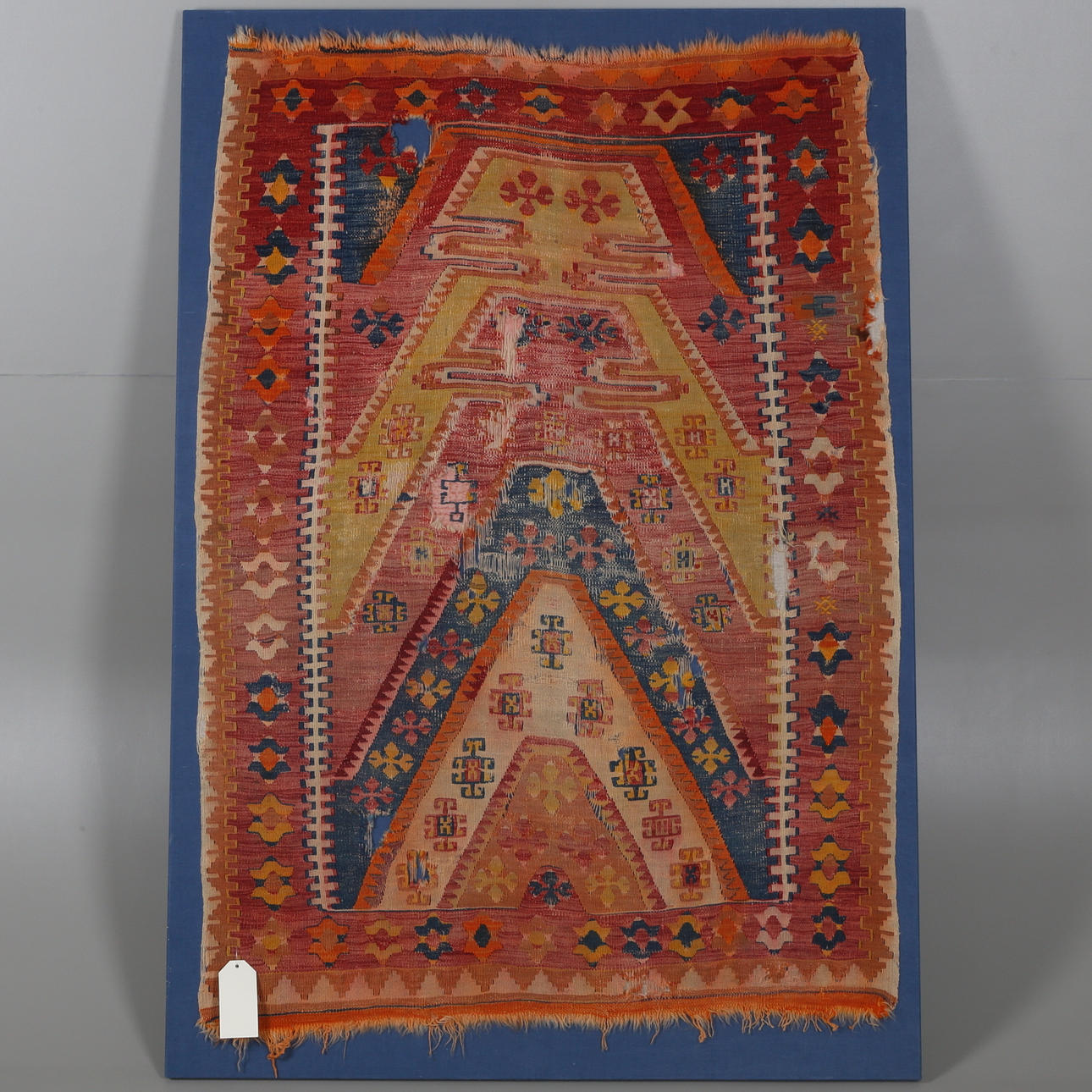 MATTA, kelim sydd på spännduk, 1900-tal.