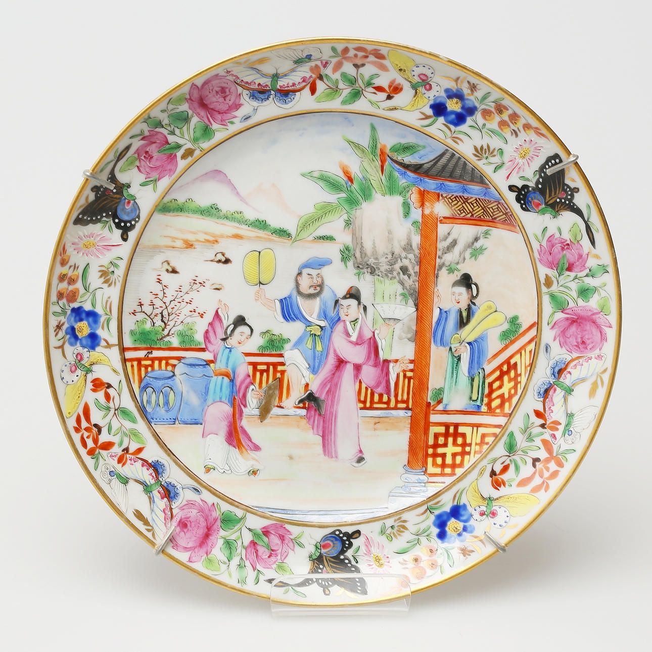 PLATE, Canton porcelain, China, first part of the 19th century