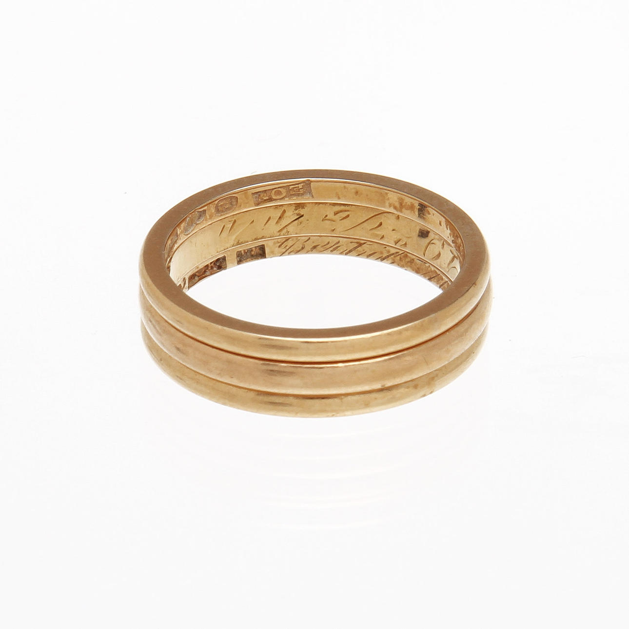 RINGAR, 3 st, 20k guld, ca 9 gram.