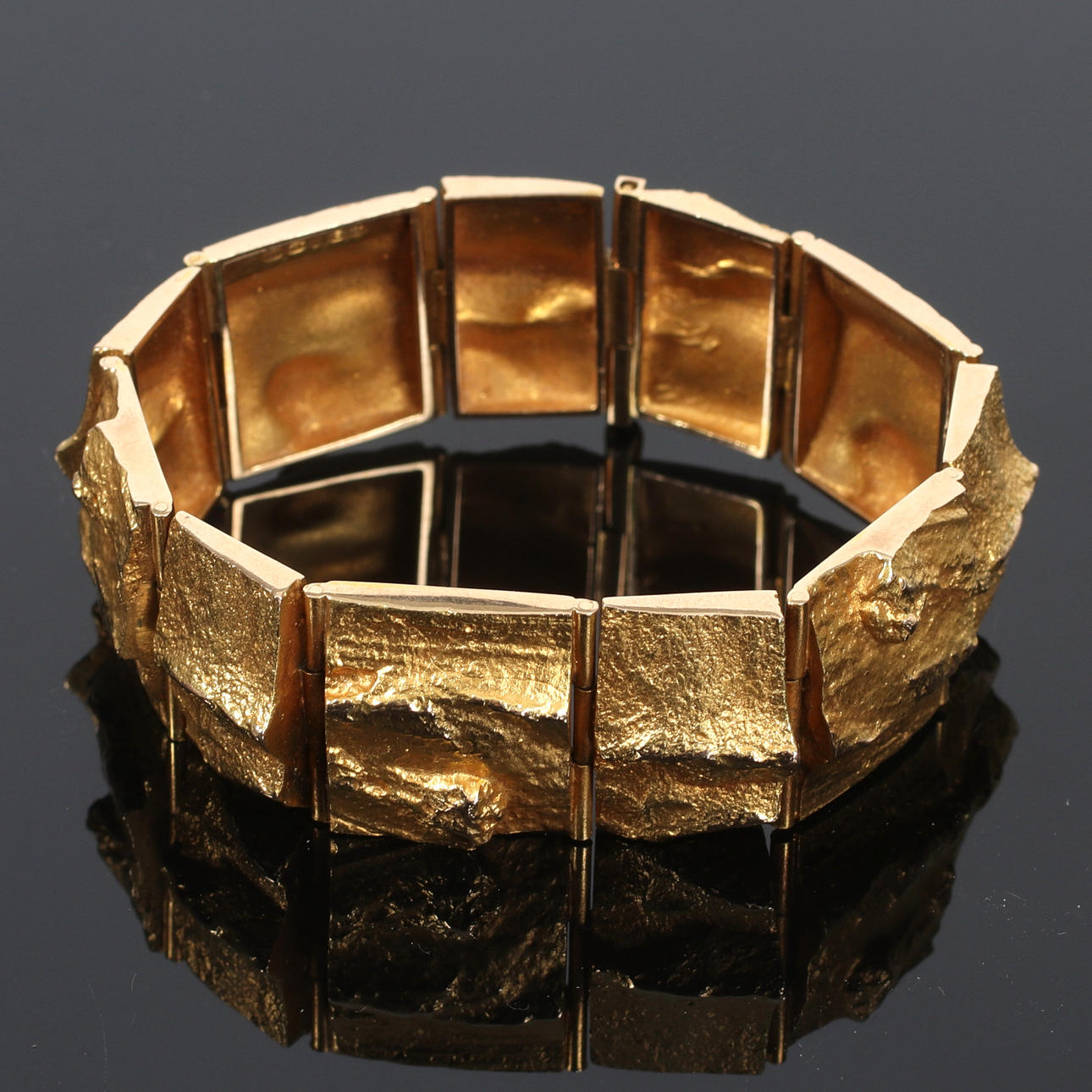 BJÖRN WECKSTRÖM. Armbånd, 14 karat guld,"Golden current", Lapponia ...