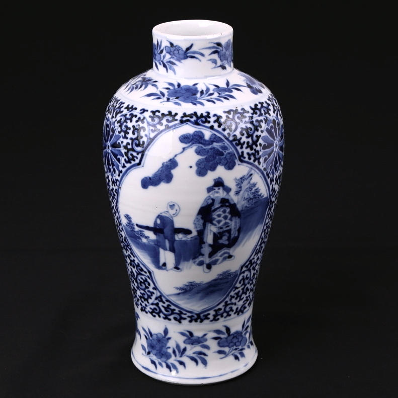 VAS, porslin, Kina, 1870-/80-tal.