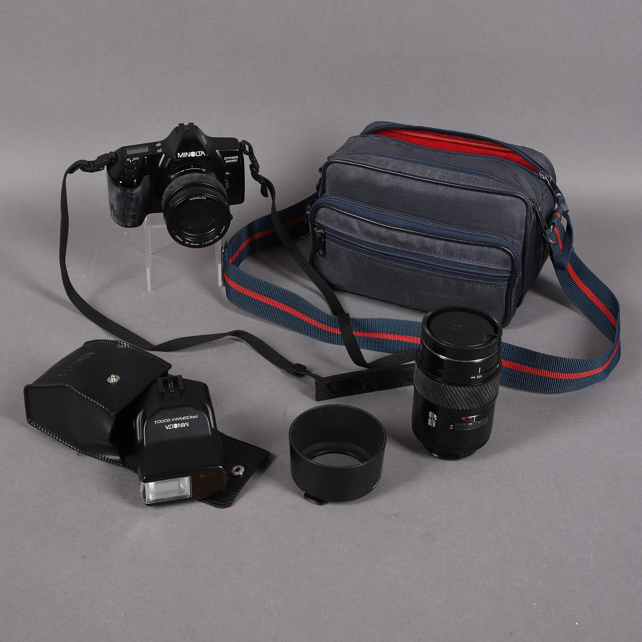 ANALOG SYSTEMKAMERA, Minolta 3000i, med objektiv. Foto, Kameror & Optik ...