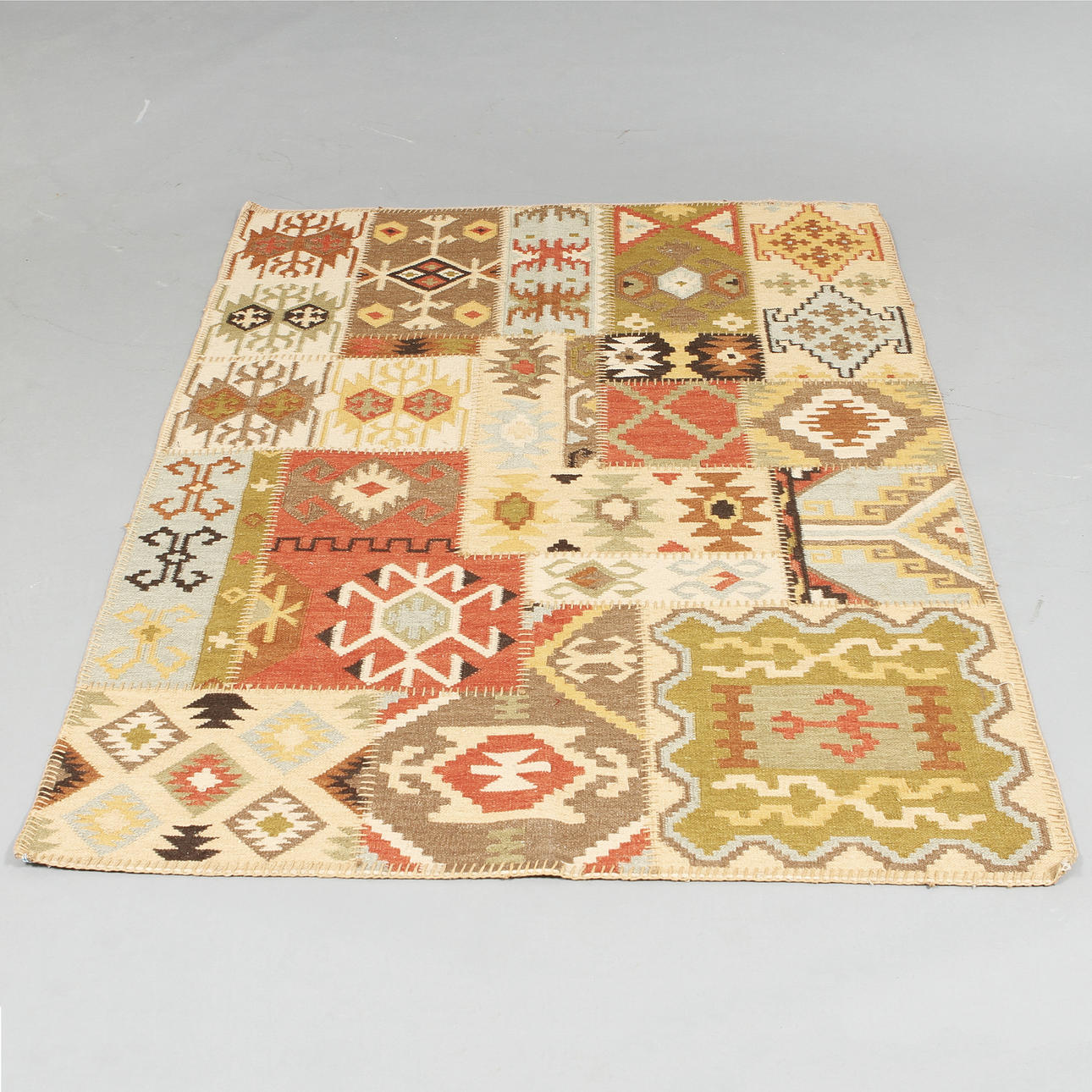 ORIENTALISK MATTA, KELIM - PATCHWORK, Indien, 200 X 140 cm.