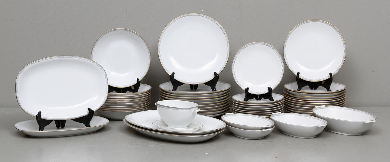 MATSERVIS, porslin, 53 delar, "Frappé", Rörstrand.