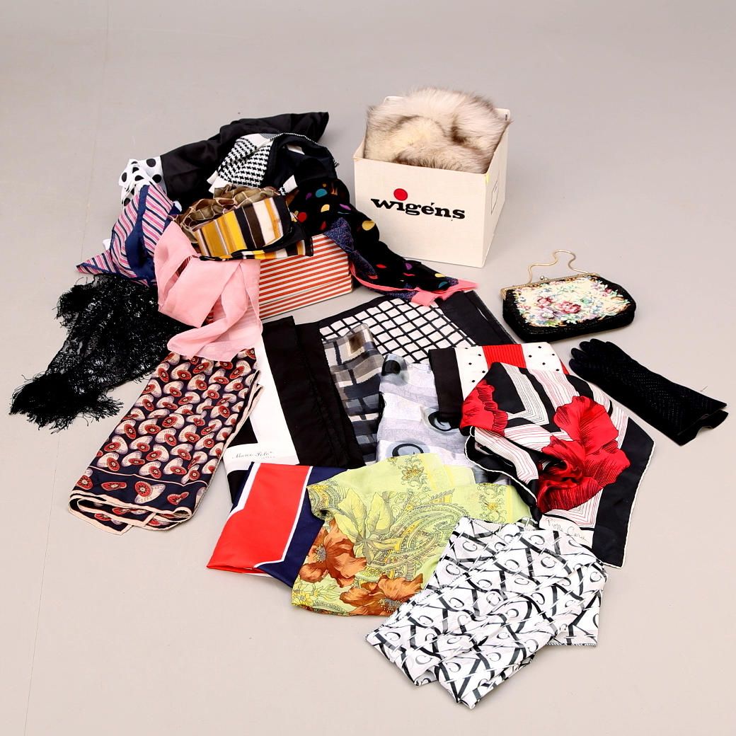 PÄLMÖSSA, PÄLSKRAGE, SCARFS ca 25 st.