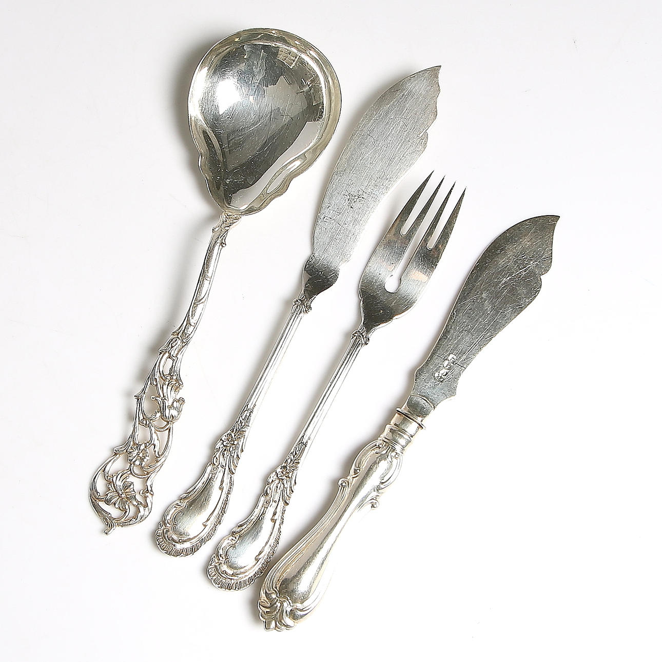 SERVERINGSBESTICK, 4 delar, silver, bland annat modell "Rokoko", Danmark. Vikt 169 gram.