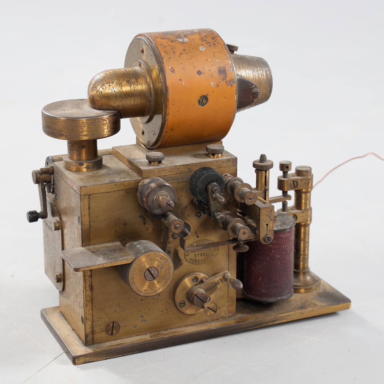MORSEAPPARAT, eldriven, Evald Andersen, Köpenhamn, Danmark, omkring 1900.