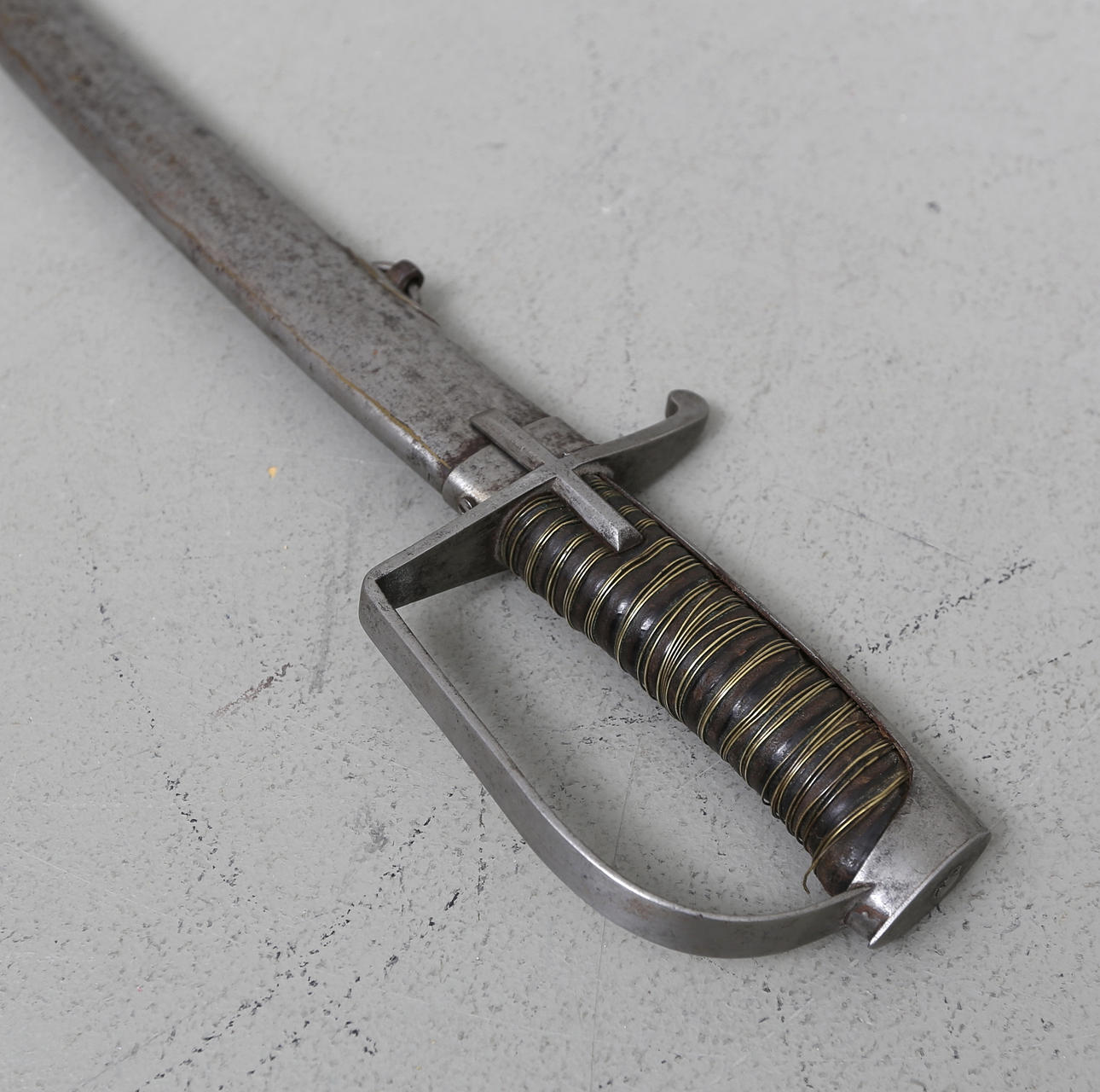 SABEL, med balja, märkt GW, 1800-tal.