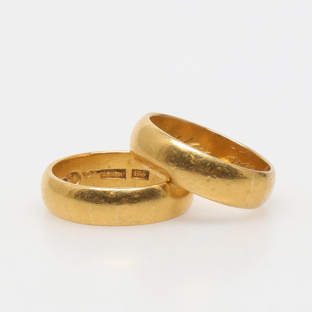 ALLIANCE RINGS, in 23K gold, 2 pcs.