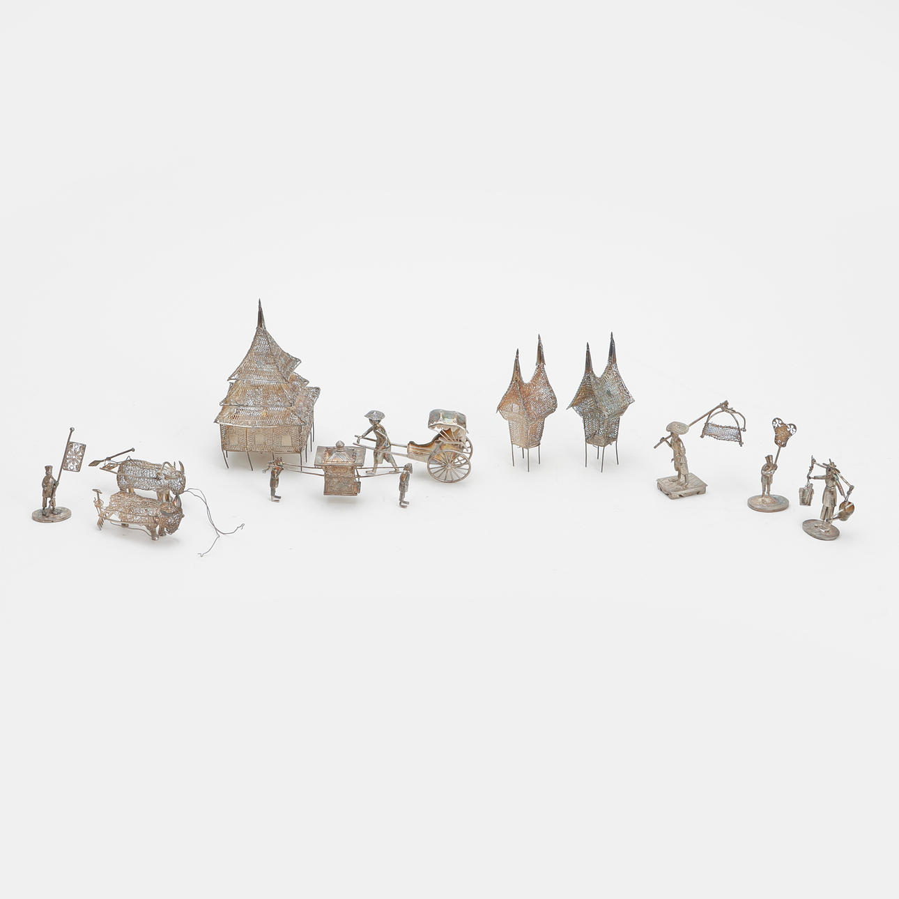 SILVER OBJECTS, 12 pieces, China.