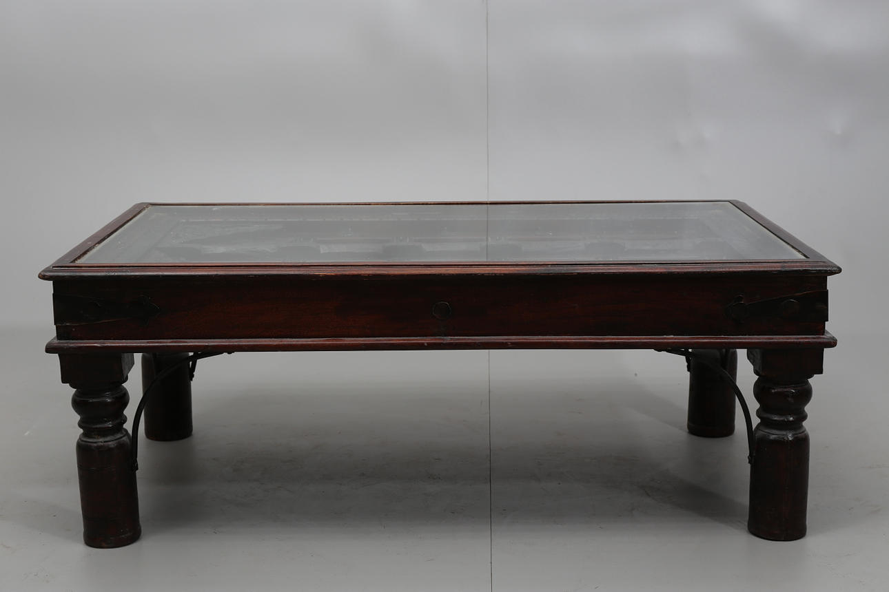 SOFFBORD, trä, glasskiva, Asien, sent 1900-tal.