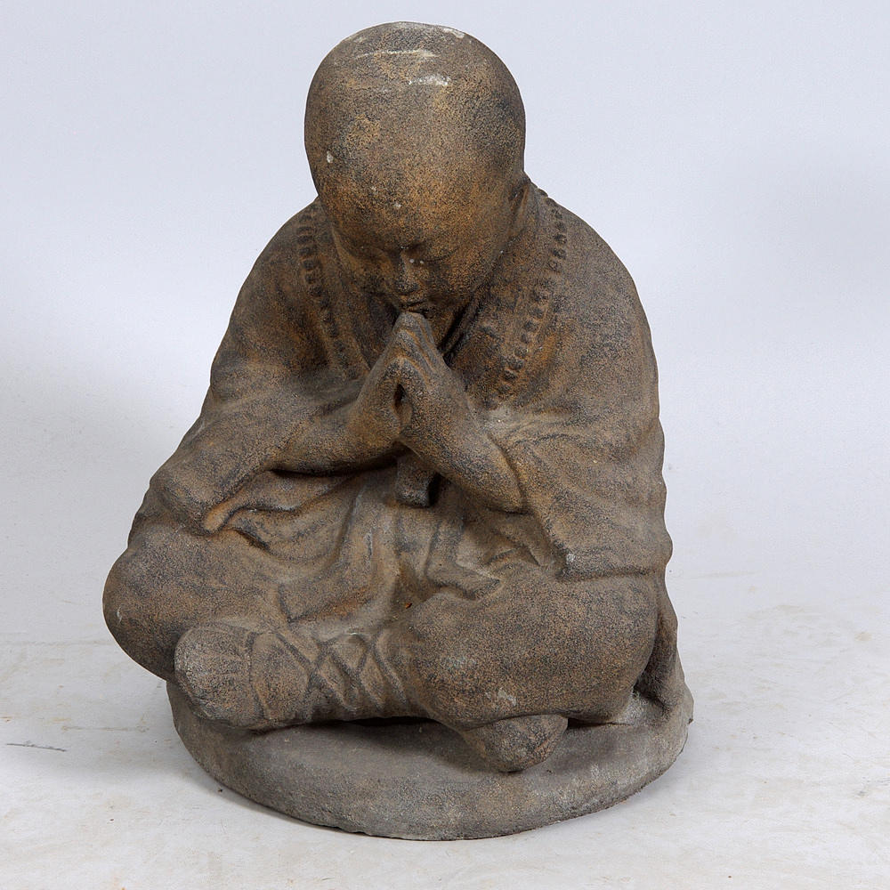 SKULPTUR, "Buddha", gjuten stenmassa.