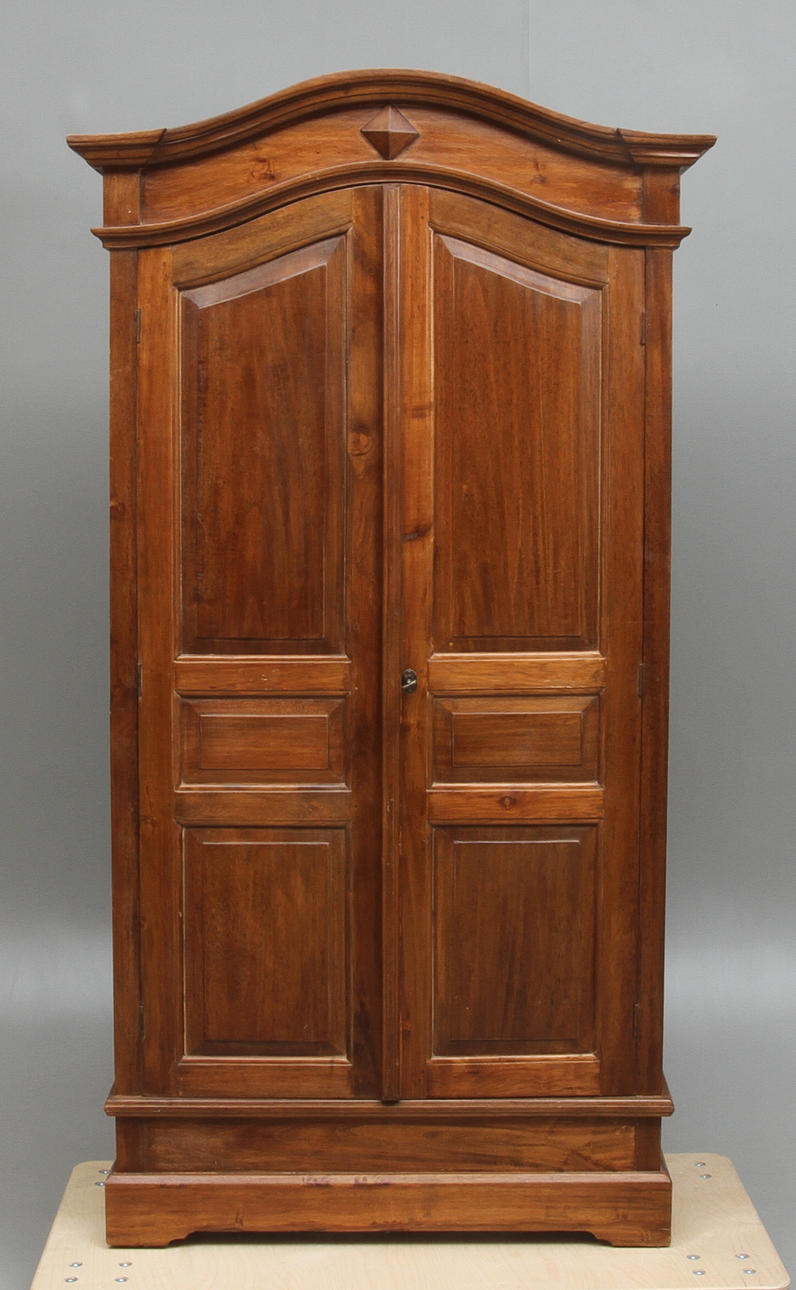 SKÅP, rokokostil, 1900-tal.