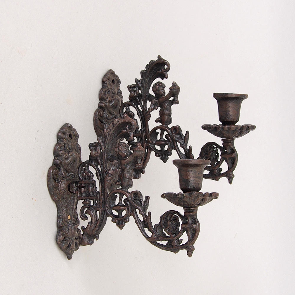 VÄGGLJUSSTAKAR, 1 par, gjutjärn, samtida.