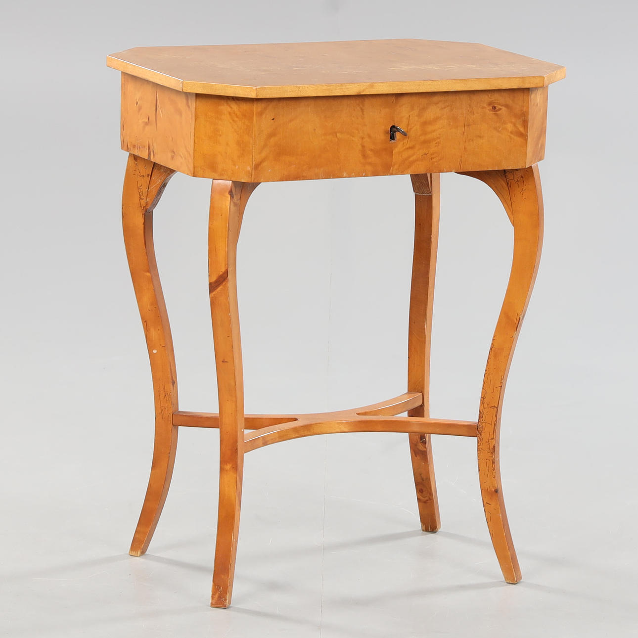 SEWING TABLE, 19th century, birch.
