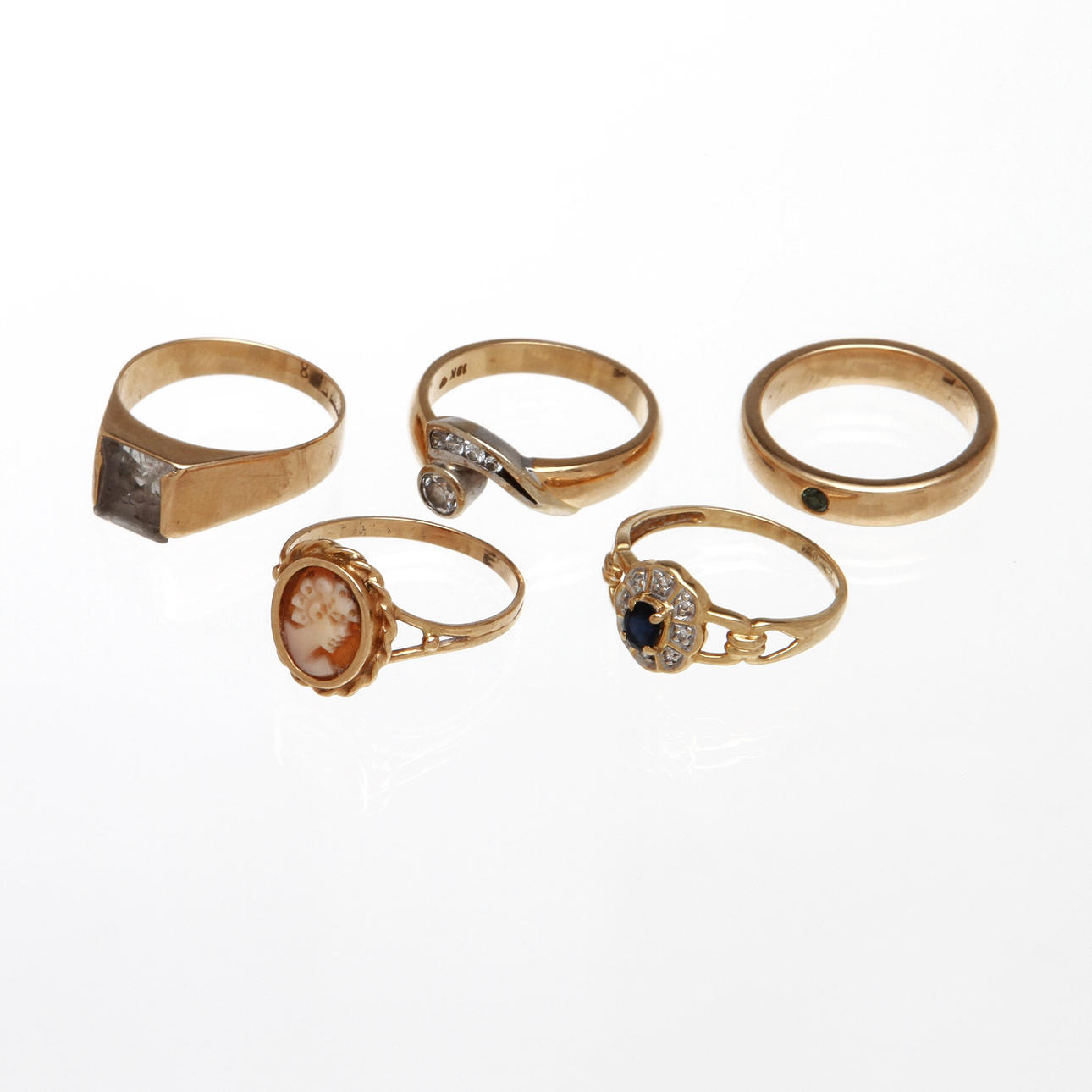 RINGAR, 5 st, 18k guld med stenar, vikt 18 gram.