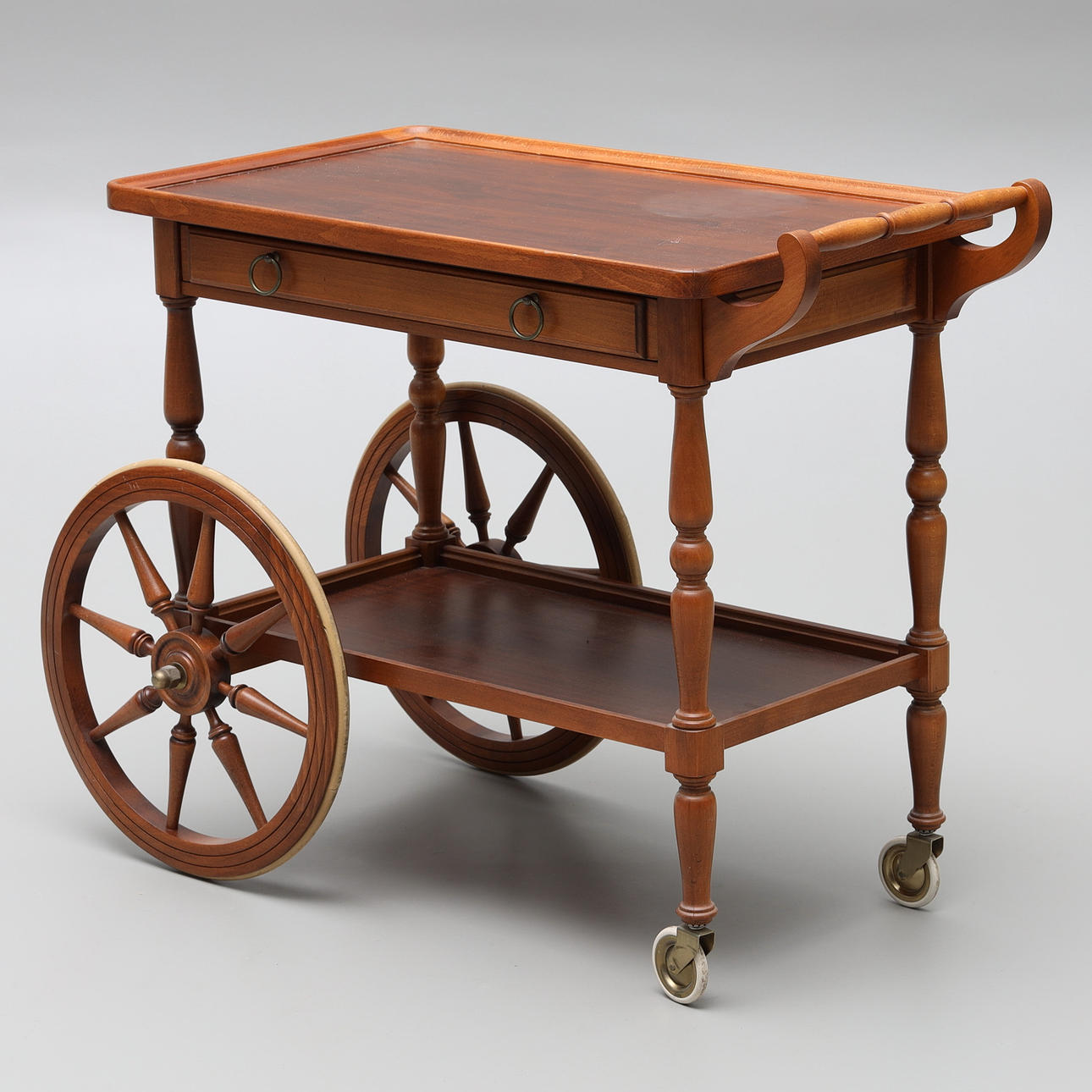 SERVERINGSVAGN, trä, med låda.