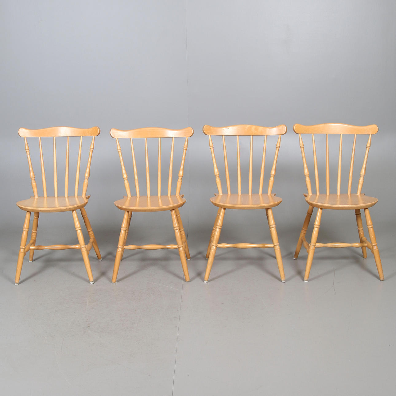 STÜHLE, 4 Stück, Holz, Polen.