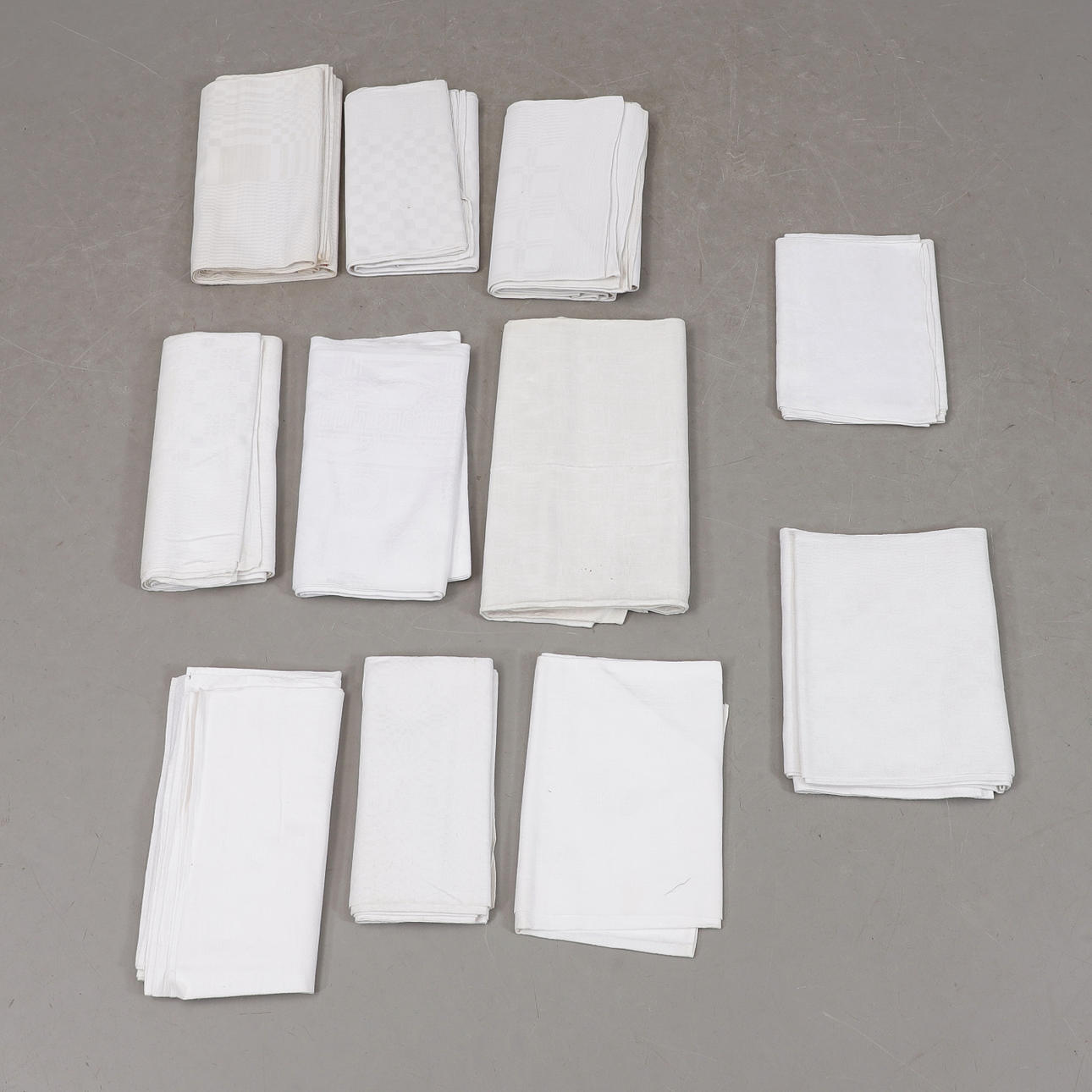 DUKAR, 11 st, linne.