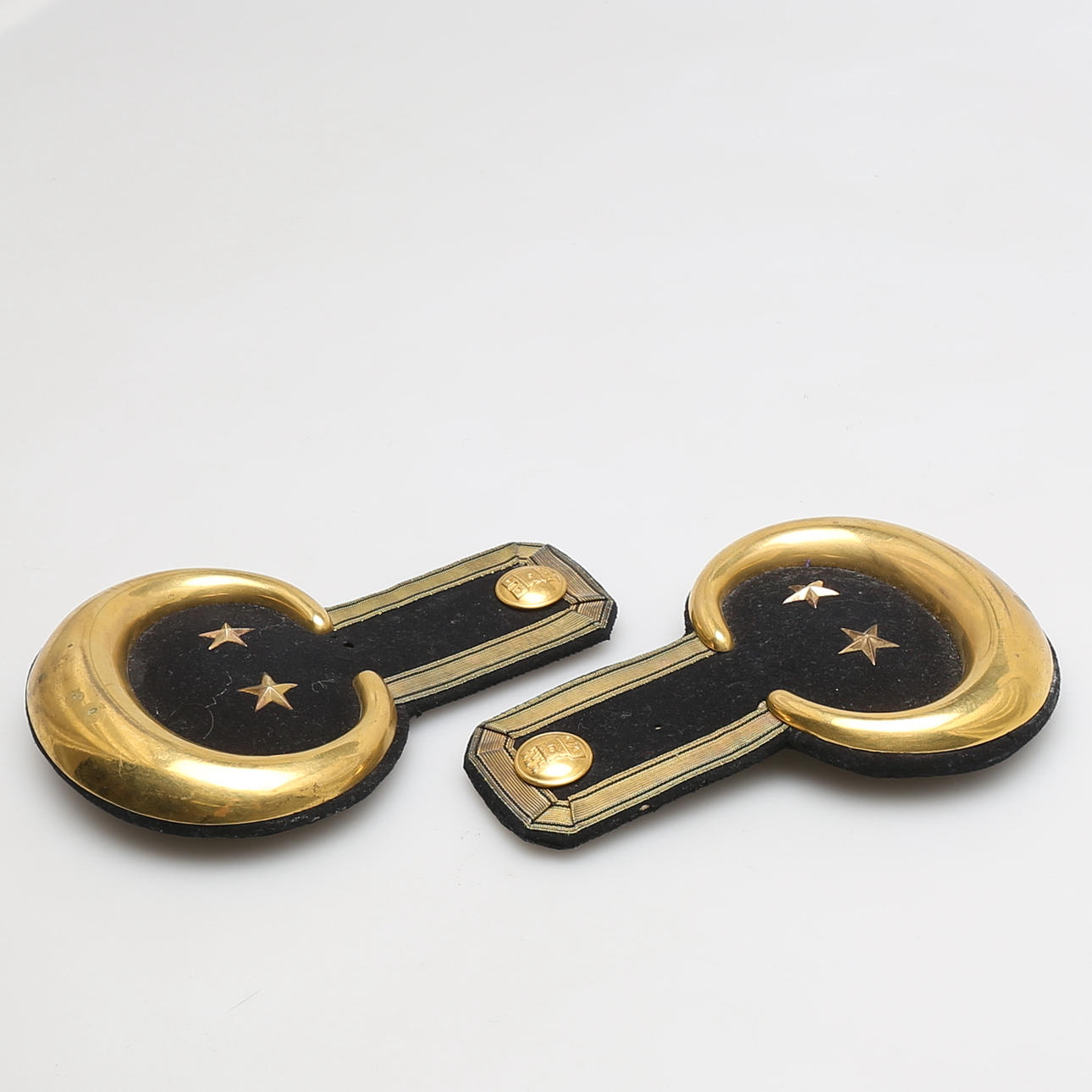 EPÅLETTER, ett par, Morell & Compani, före 1973.