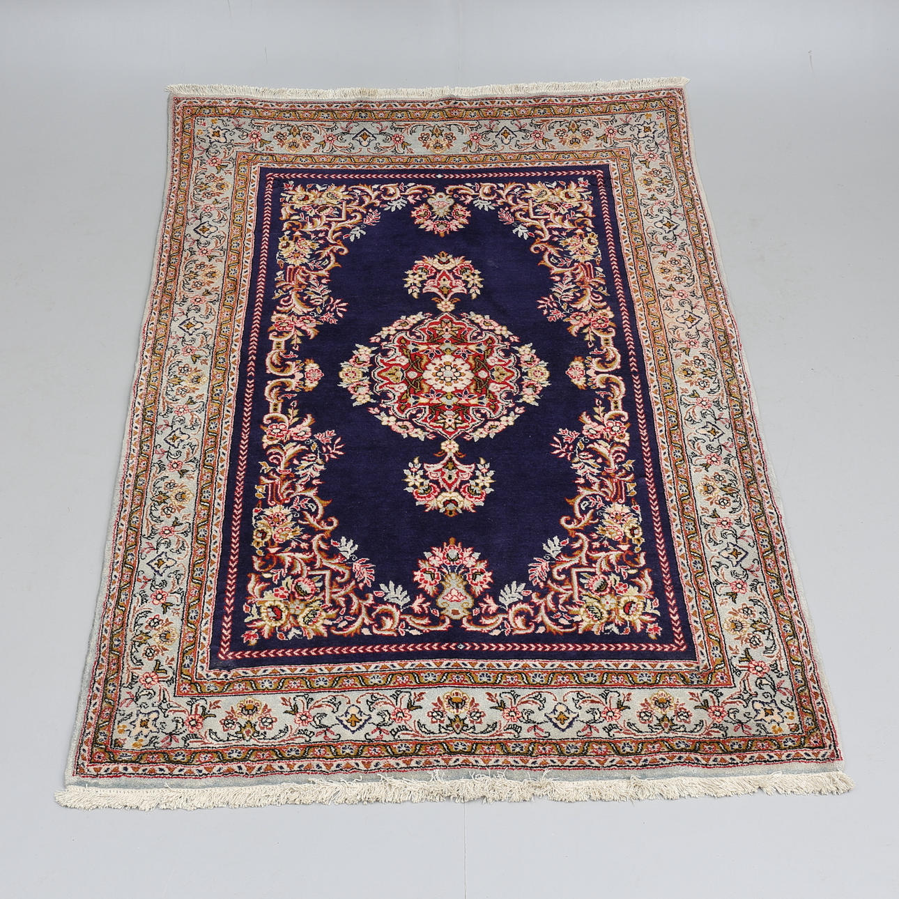 ORIENTALISK MATTA, Ghom, 194x133 cm.