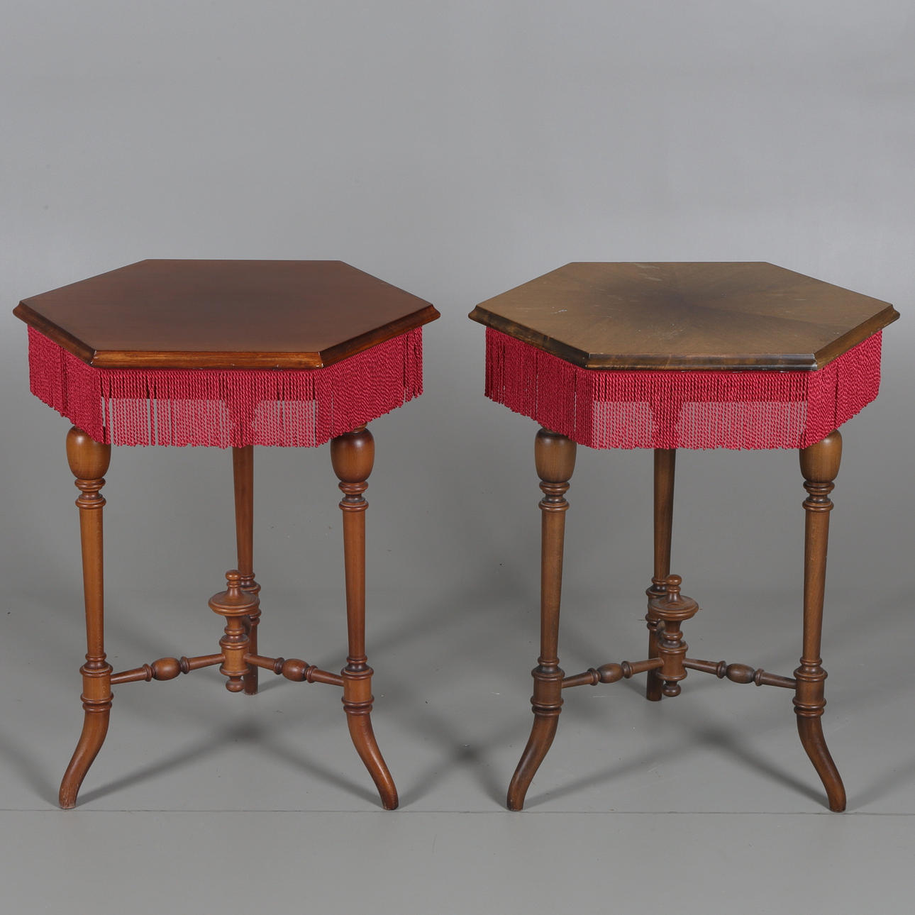 LAMPBORD, ett par, nyrenässansstil, 1900-tal.