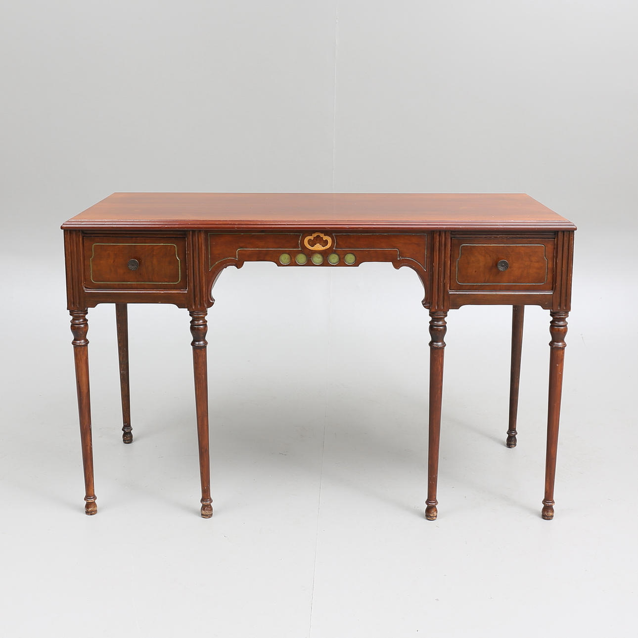 DAMSKRIVBORD, troligen England, 1900-tal.