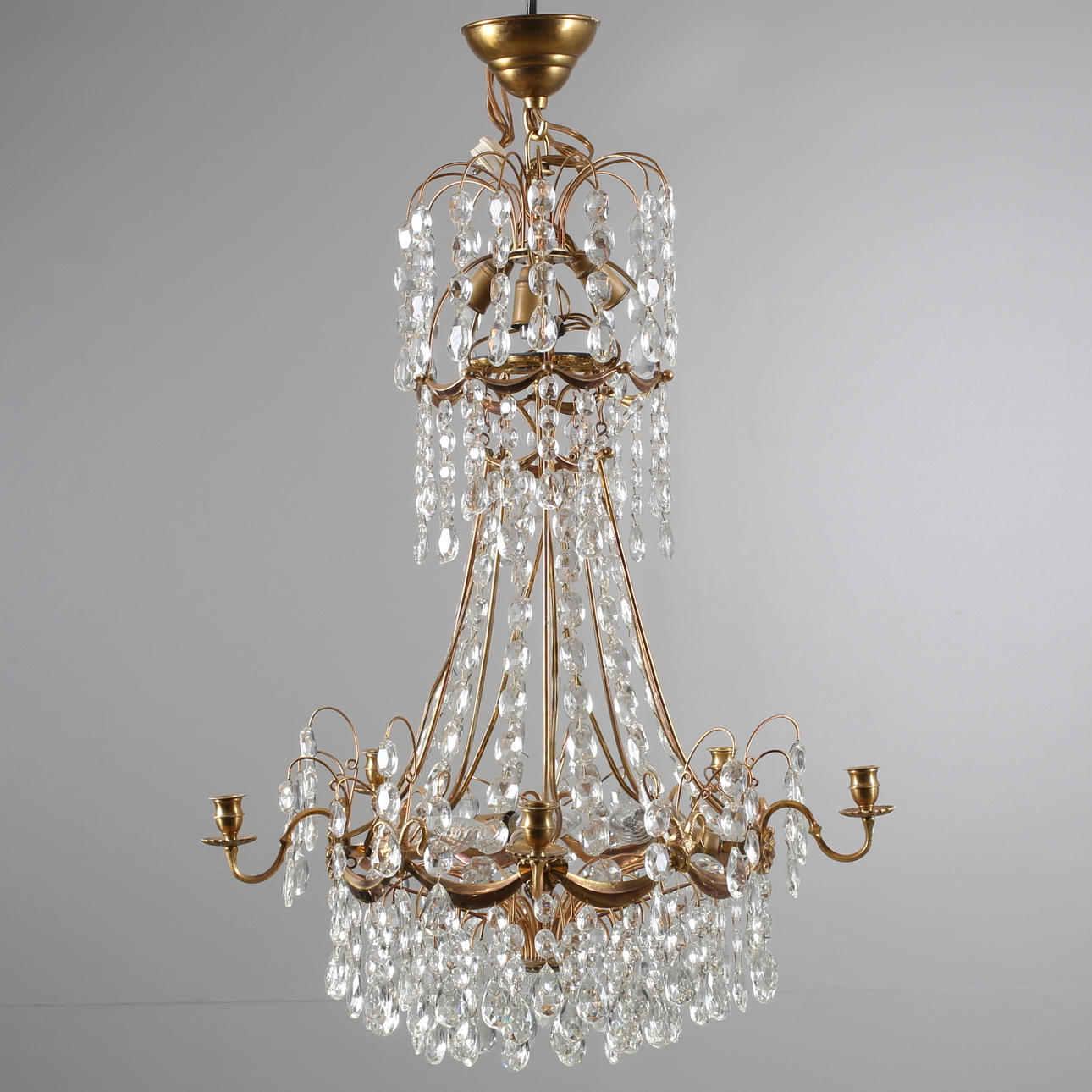 TAKKRONA, Empirestil, 1900-talets andra hälft.